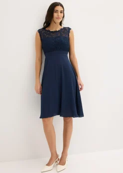 bonprix bonprix Vestido corto con encaje Azul marino Online
