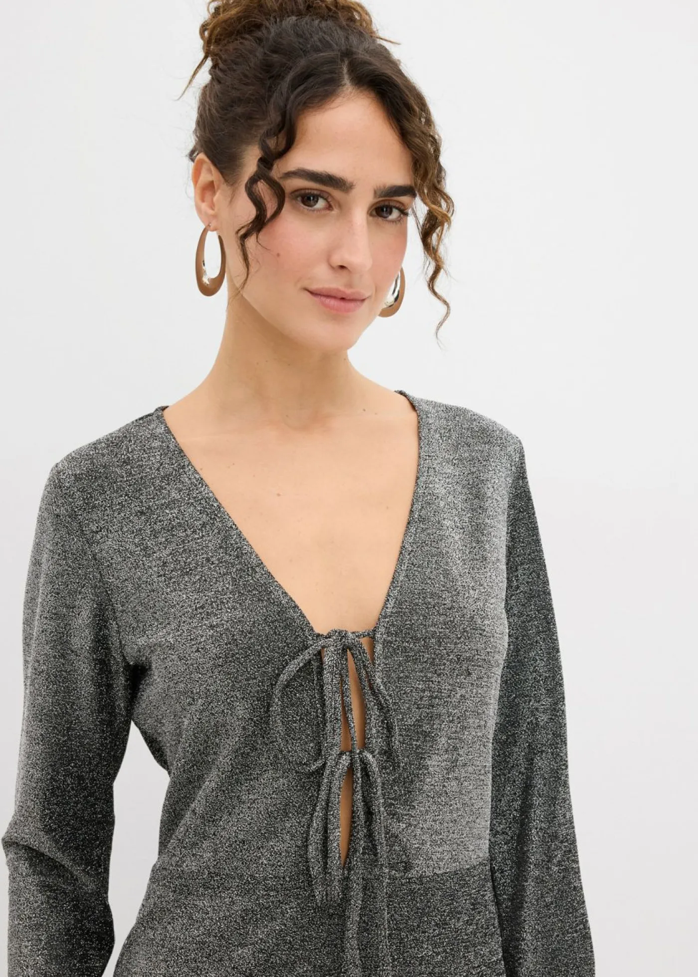 bonprix bonprix Vestido corto con material brillante y detalle de lazo Negro-plata Discount