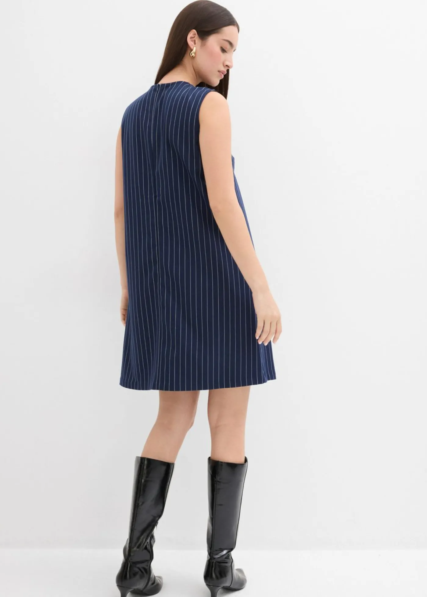 bonprix bonprix Vestido corto de mezcla de viscosa con raya diplomática azul marino-blanco rayas verticales Outlet