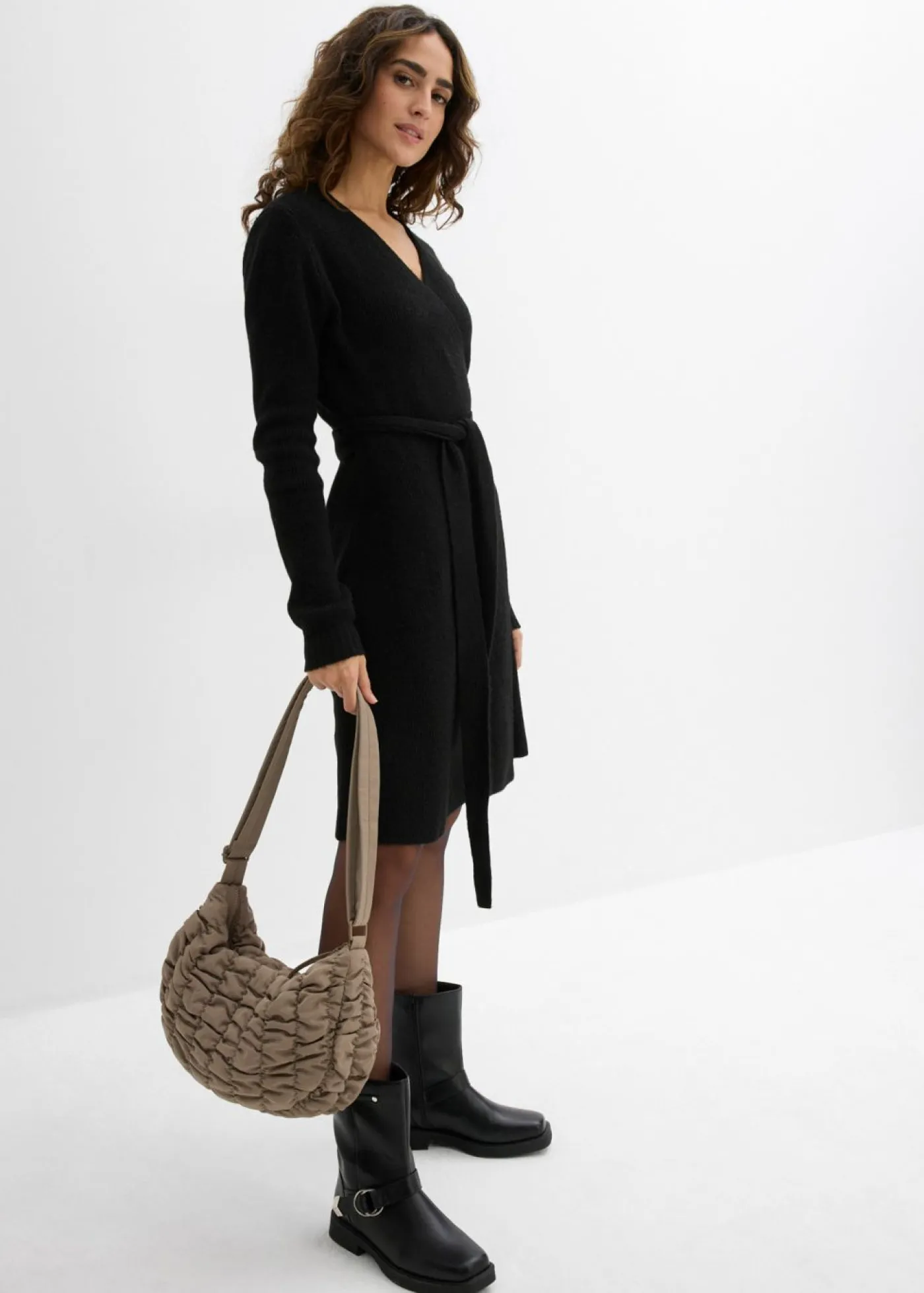 bonprix bonprix Vestido cruzado de punto para durante y después del embarazo Negro Online