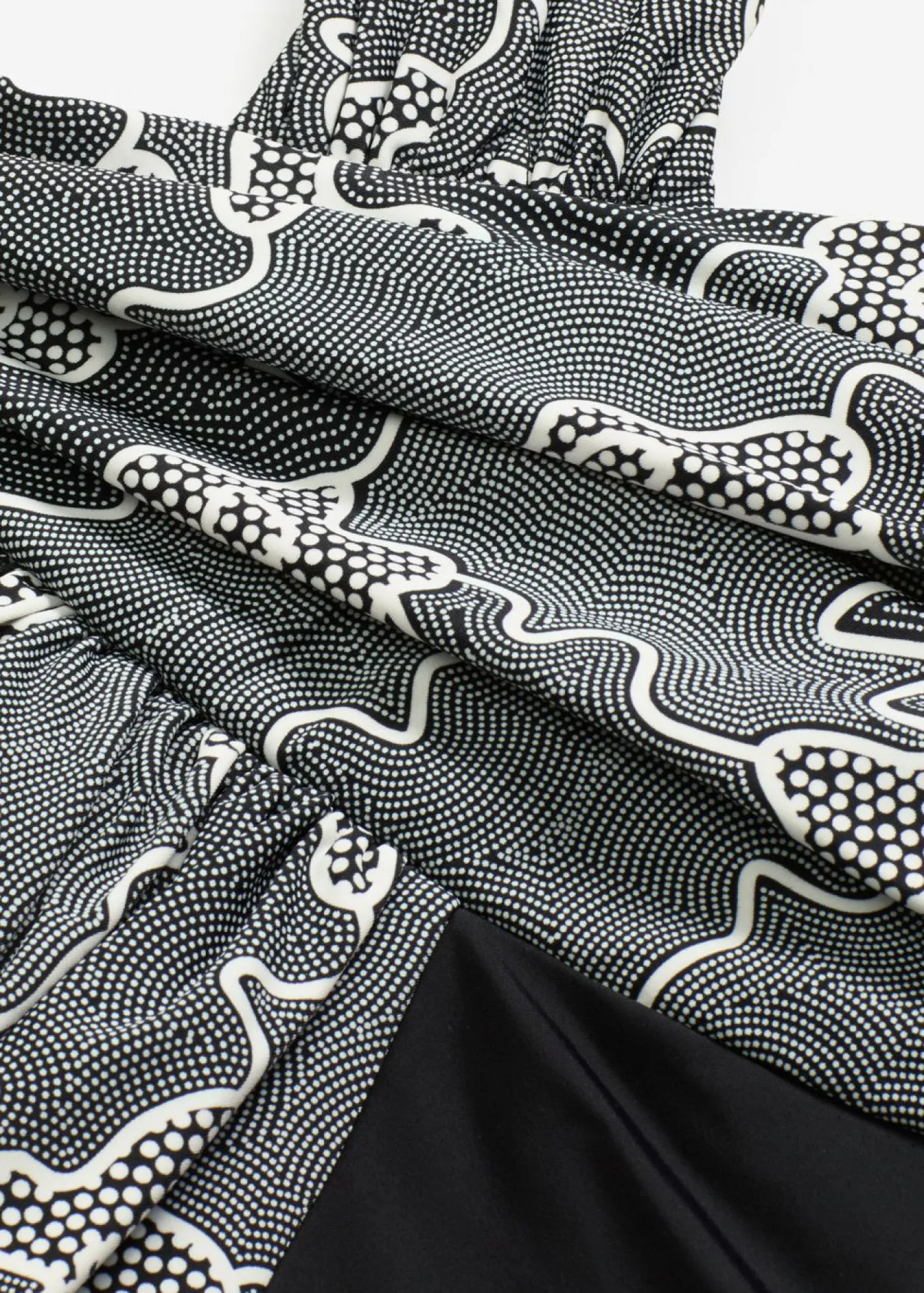 bonprix bonprix Vestido de baño con aspecto cruzado Negro Outlet