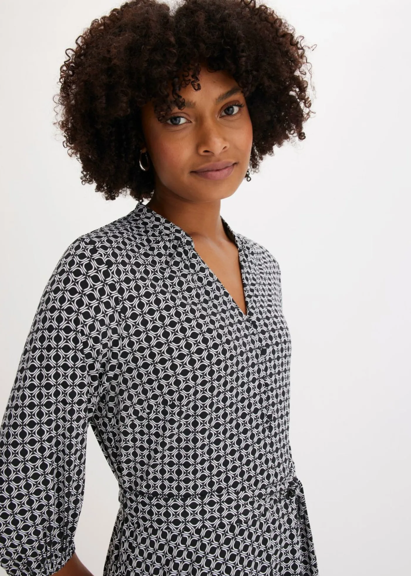 bonprix bonprix Vestido de blusa en jersey con cordón (2 piezas) Negro-blanco Outlet