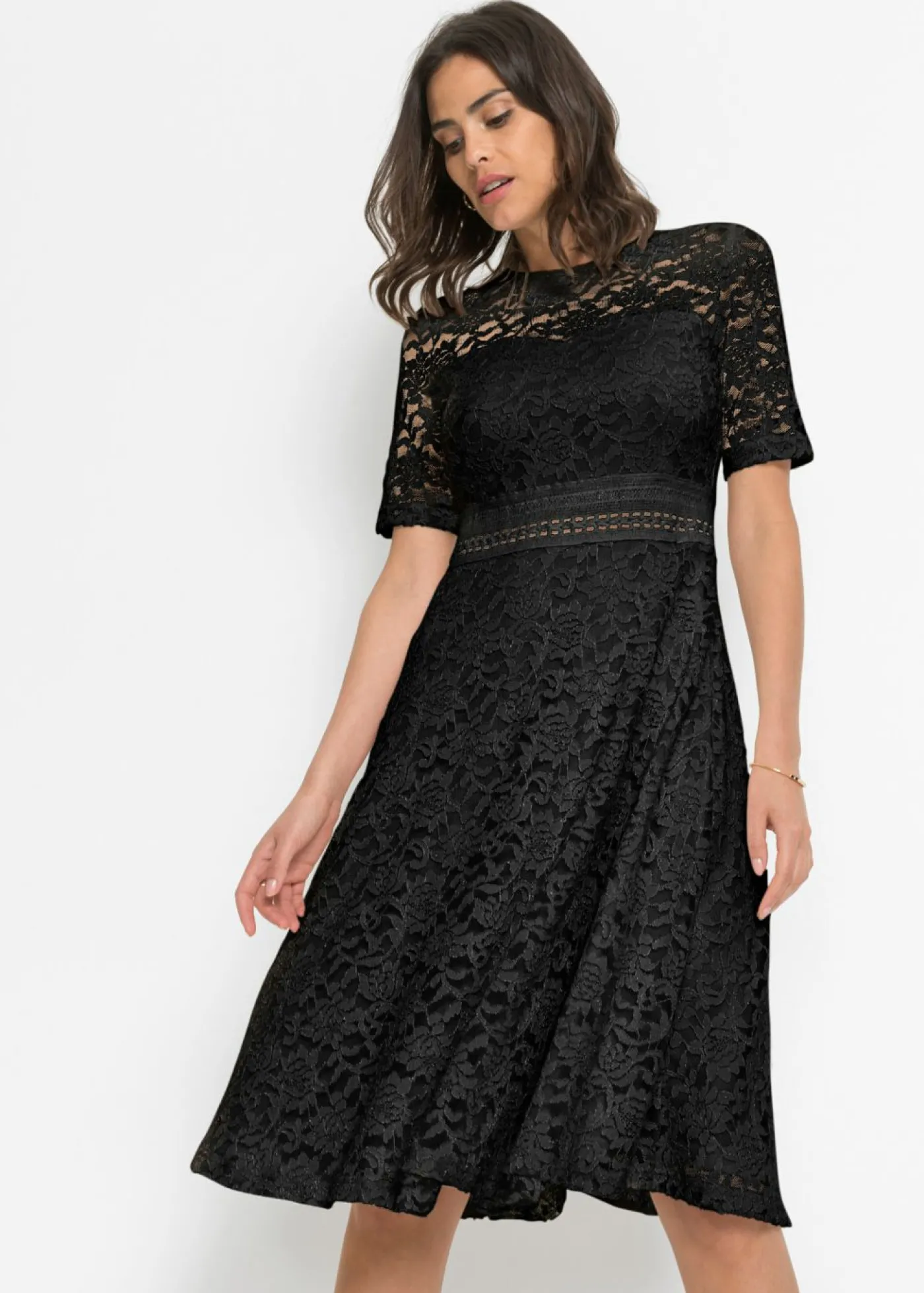 bonprix bonprix Vestido de encaje con ganchillo Negro Hot