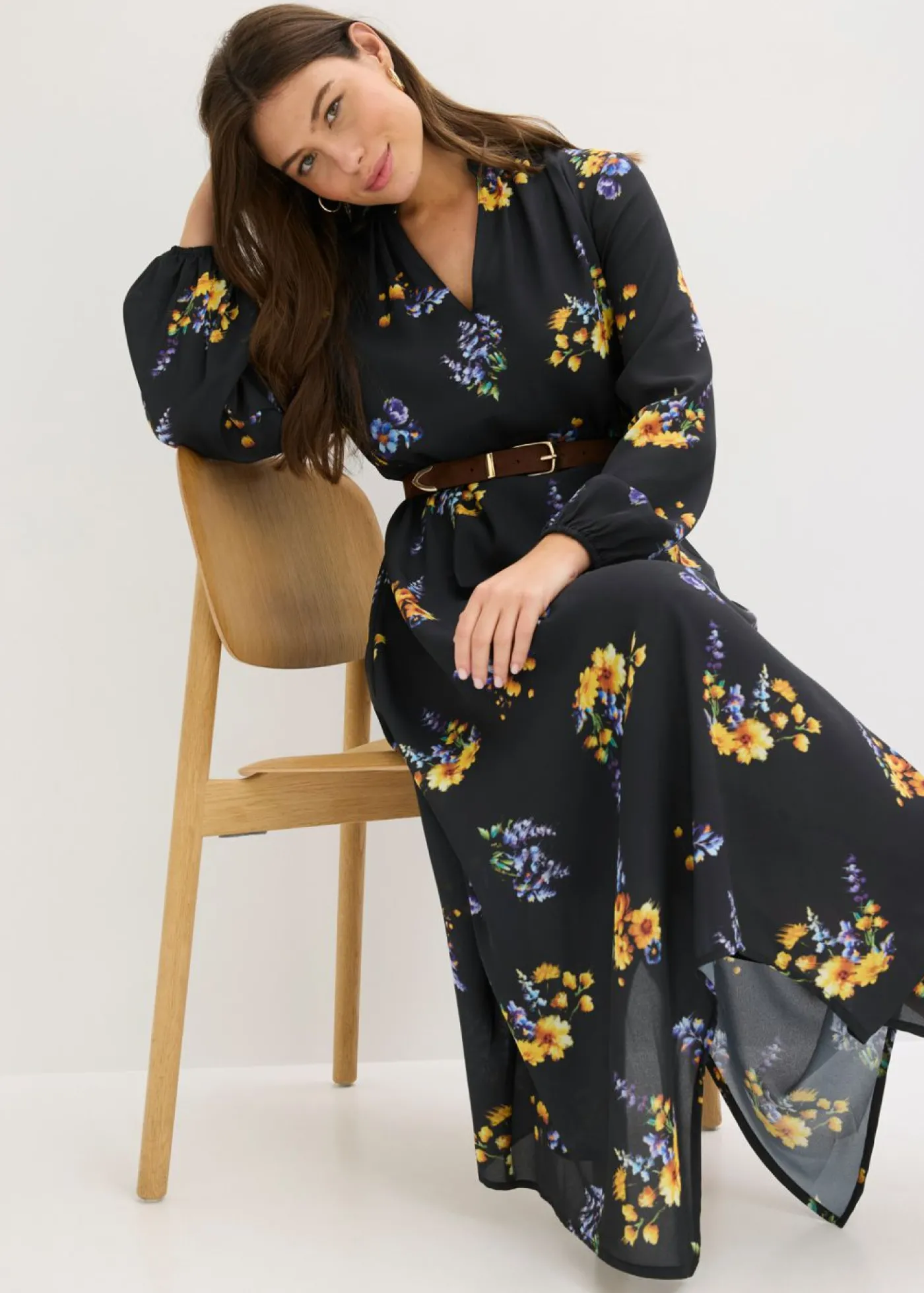 bonprix bonprix Vestido de gasa Negro con flores