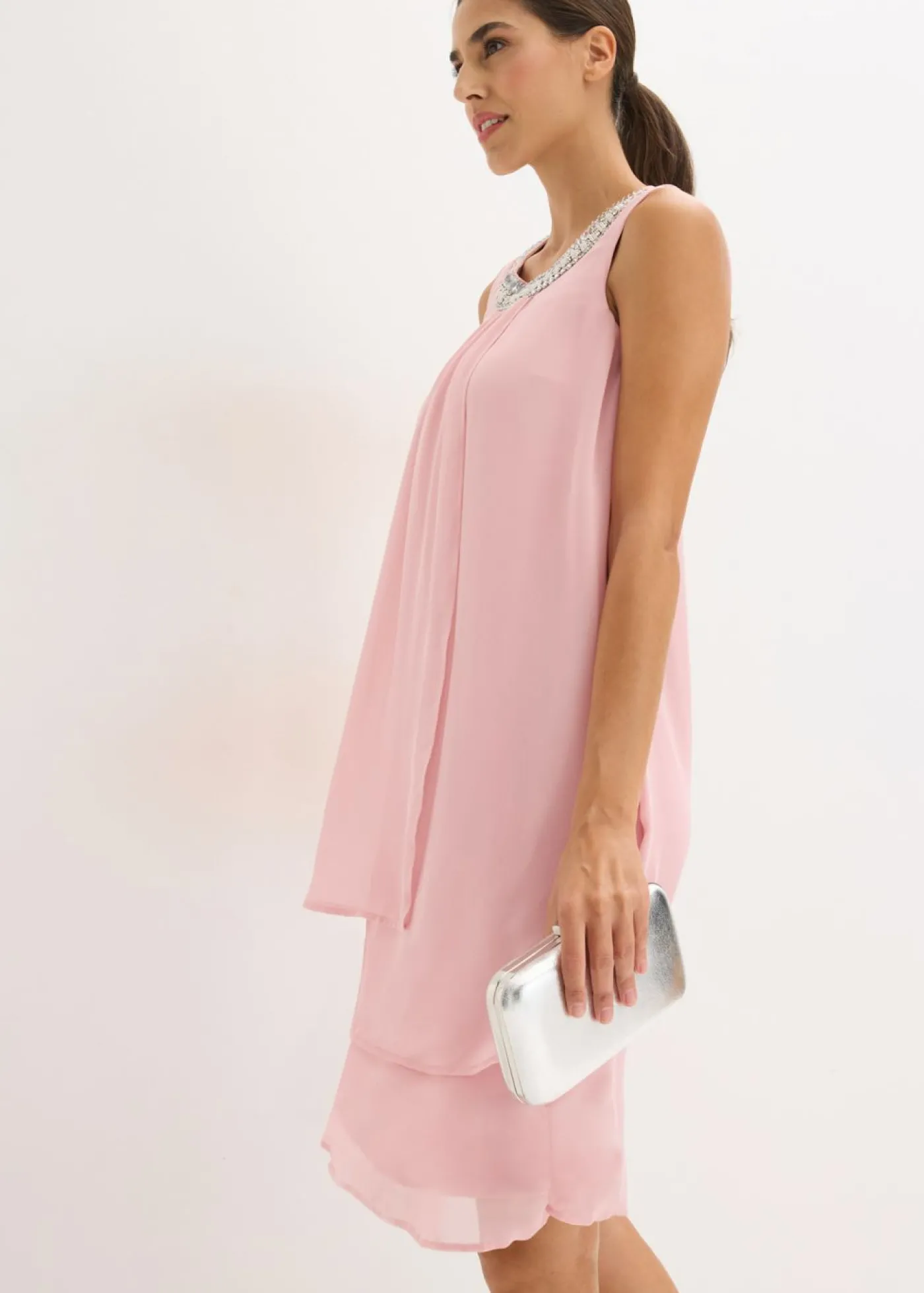 bonprix bonprix Vestido de gasa con aplicación de piedras Rosa ceniza Online