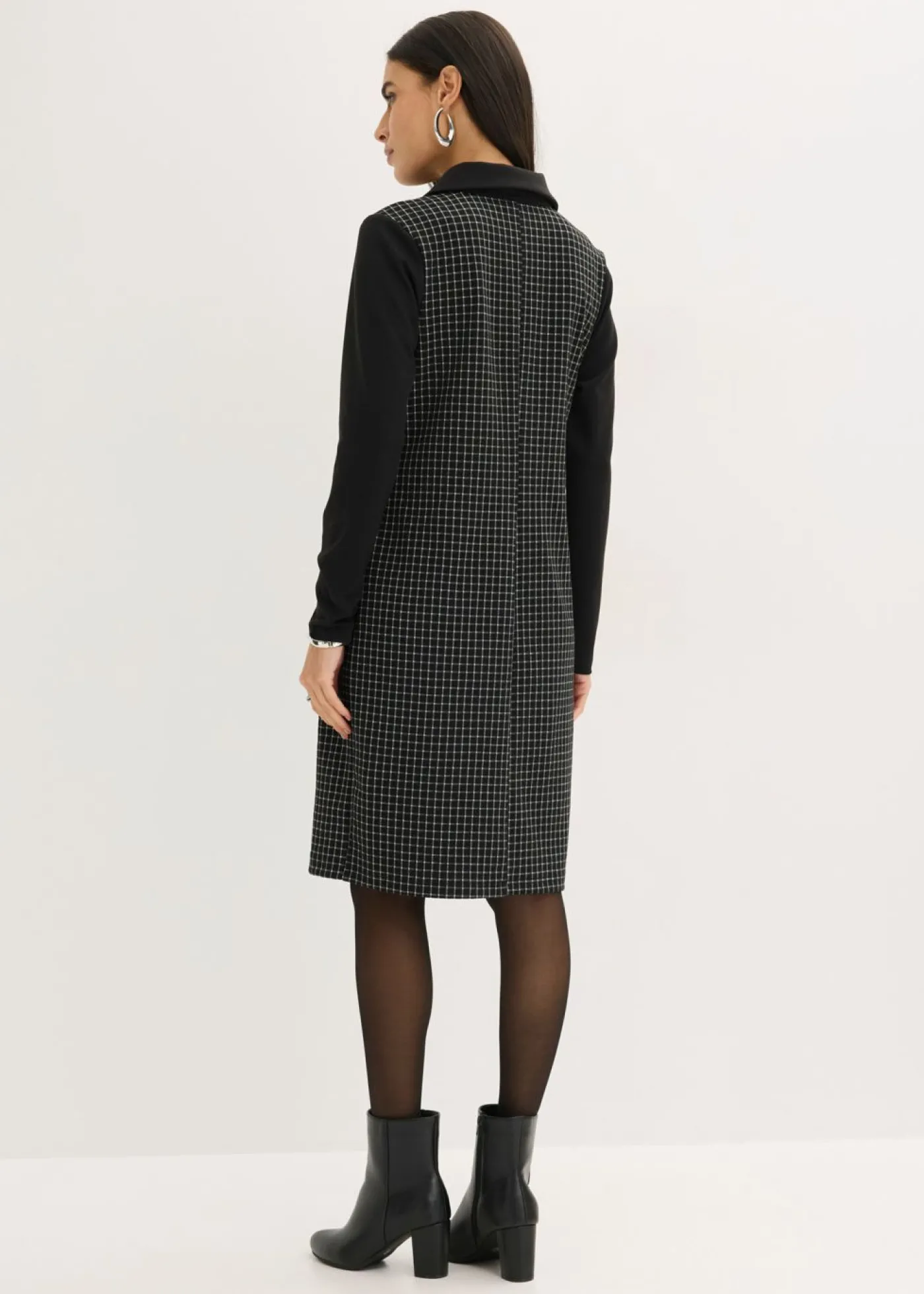 bonprix bonprix Vestido de jacquard con cuello en contraste Negro-blanco lana a cuadros Best