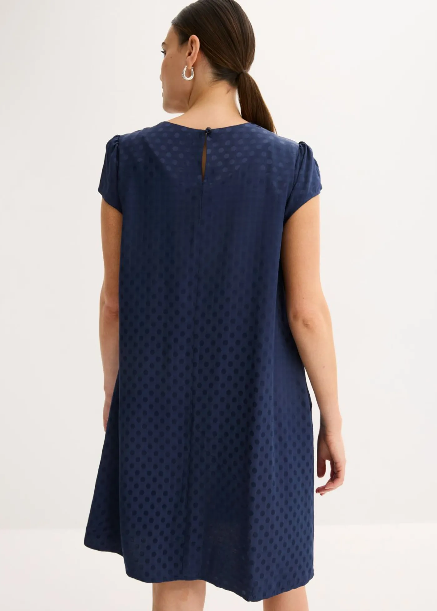 bonprix bonprix Vestido de jacquard con pinzas azul marino topos Clearance