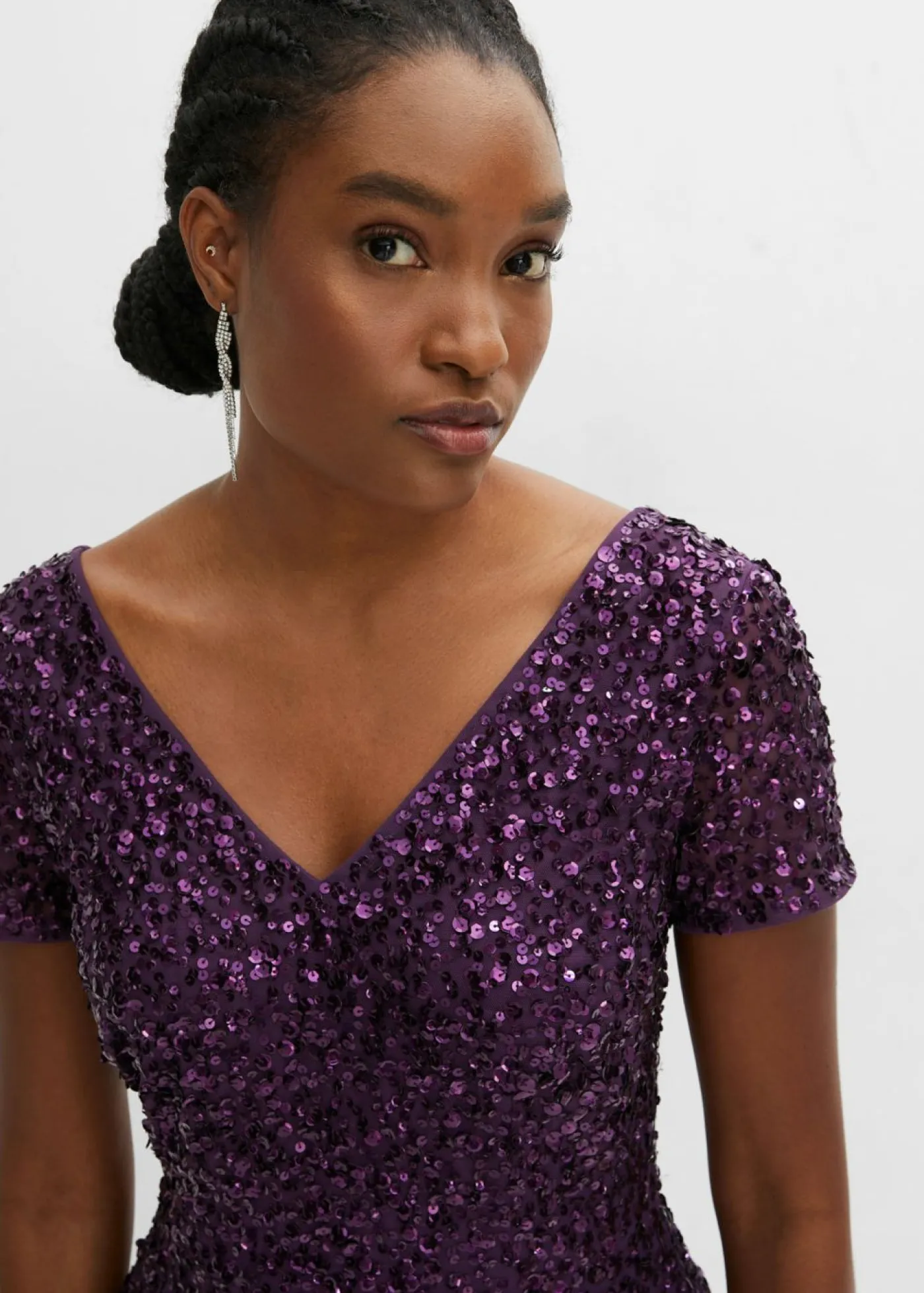 bonprix bonprix Vestido de lentejuelas Lila oscuro