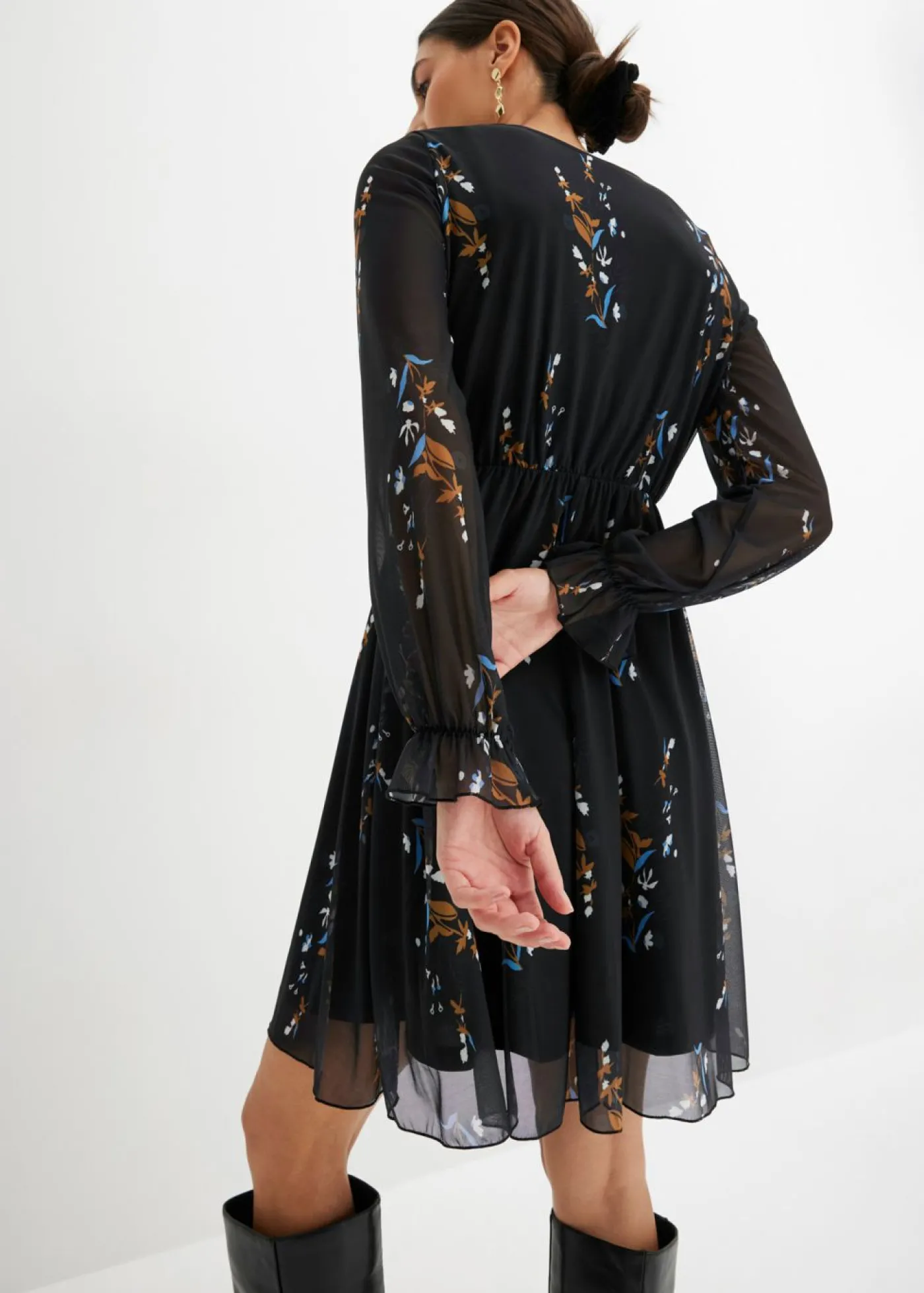 bonprix bonprix Vestido de malla Negro con flores Outlet