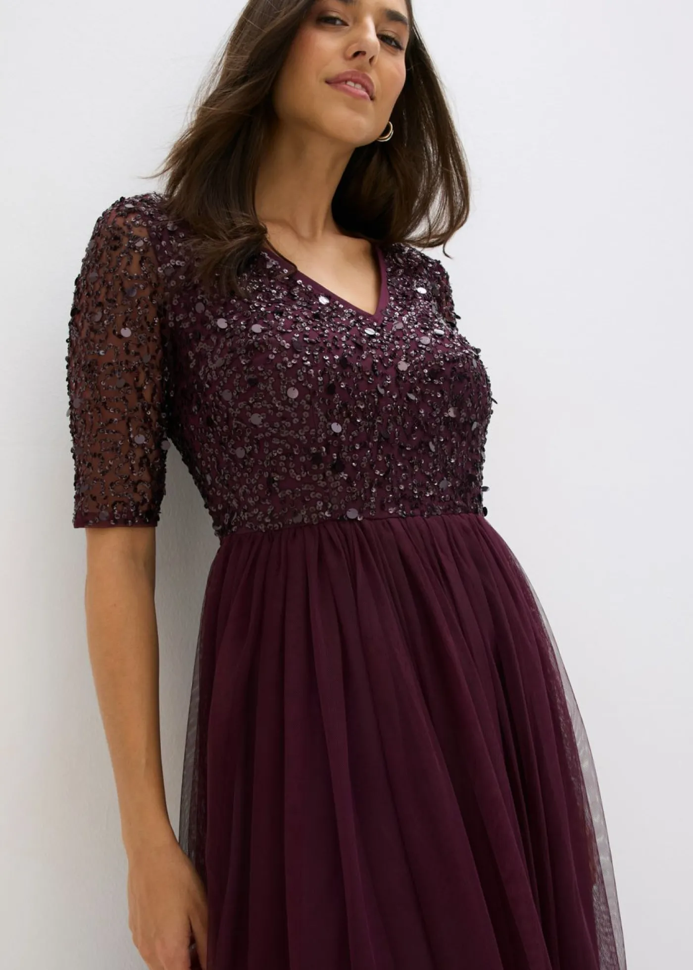 bonprix bonprix Vestido de noche de tul delicado con bordado de lentejuelas rojo burdeos Sale