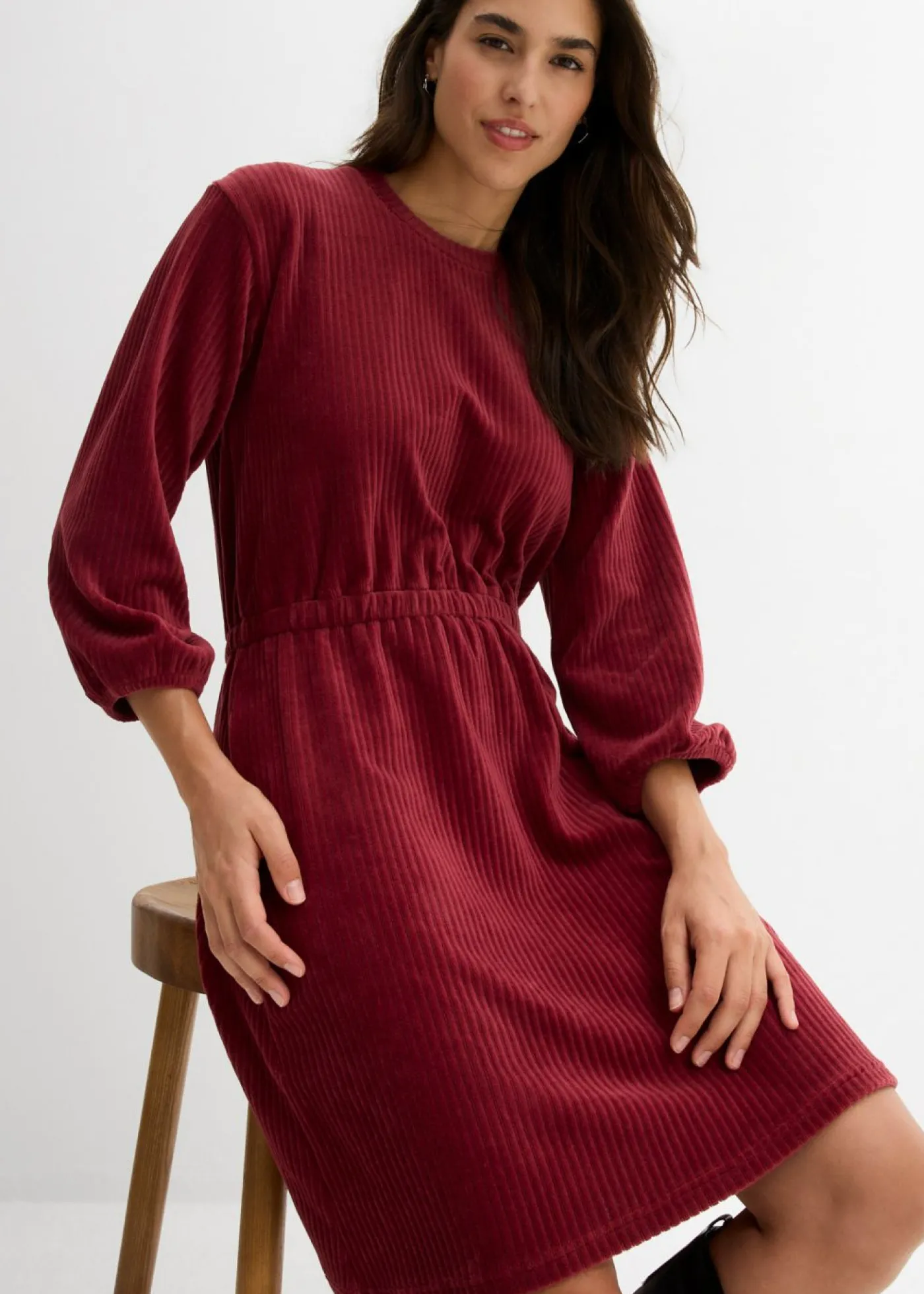bonprix bonprix Vestido de pana Rojo rubí