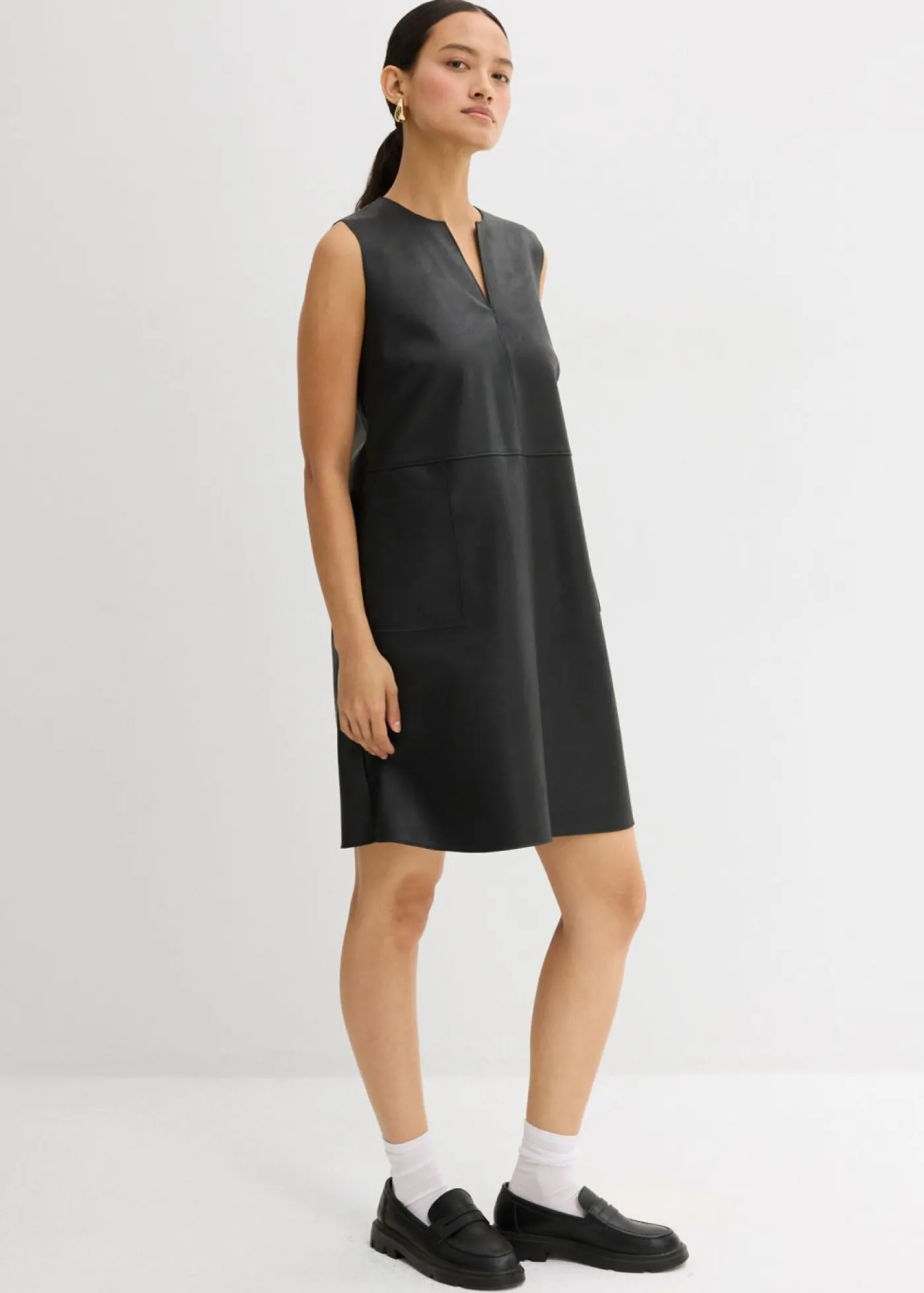bonprix bonprix Vestido de piel sintética Negro Outlet