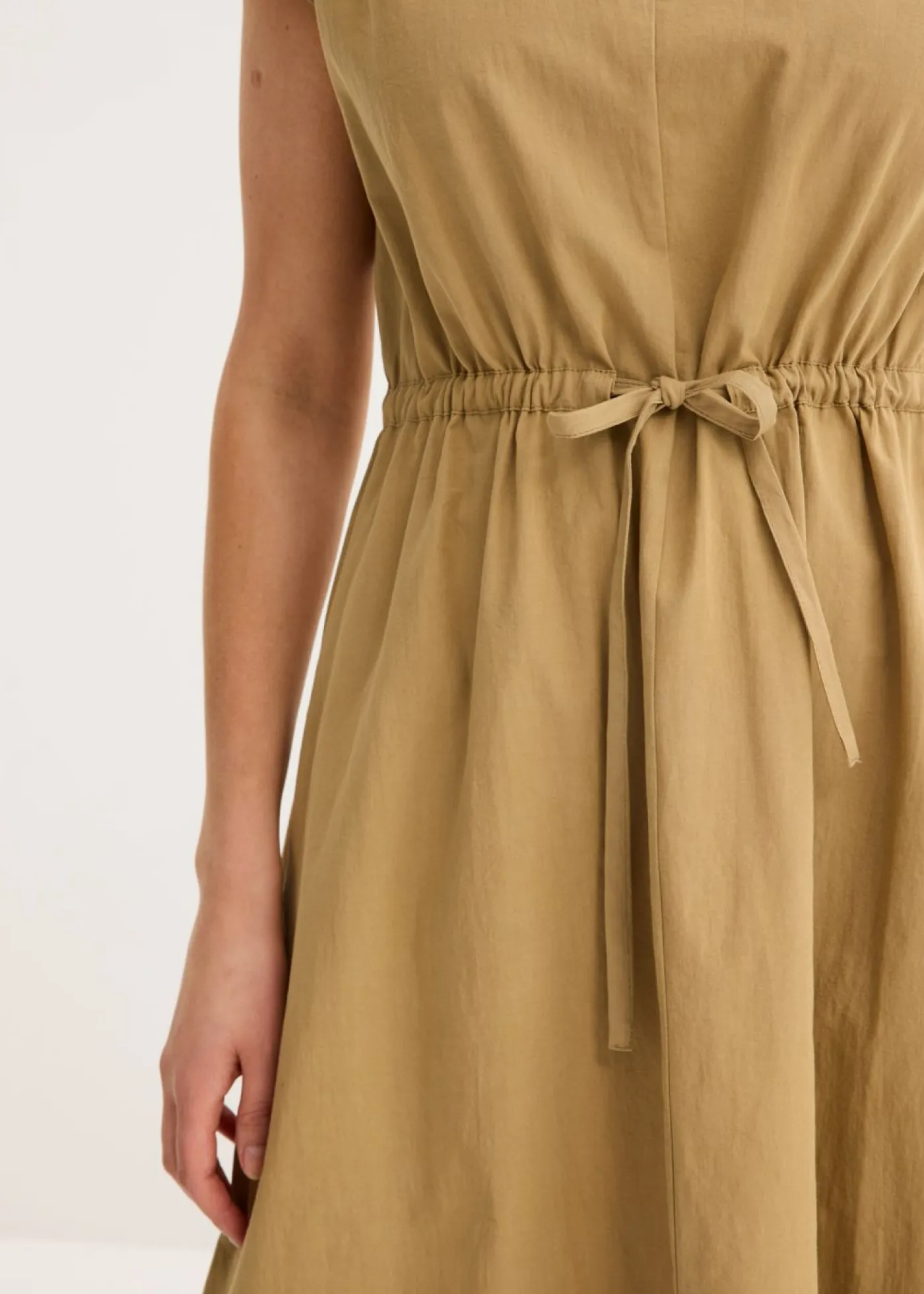 bonprix bonprix Vestido de popelín de algodón oliva pálido Outlet