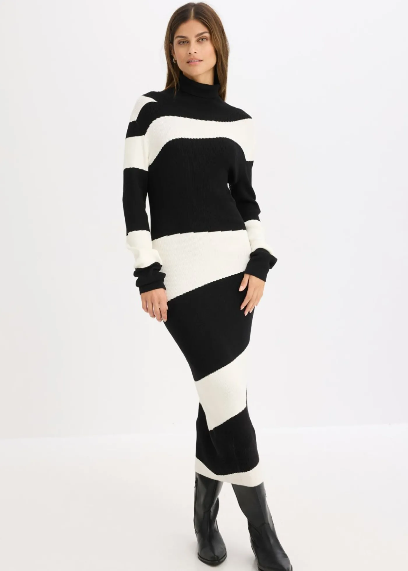 bonprix bonprix Vestido de punto Negro-blanco Hot