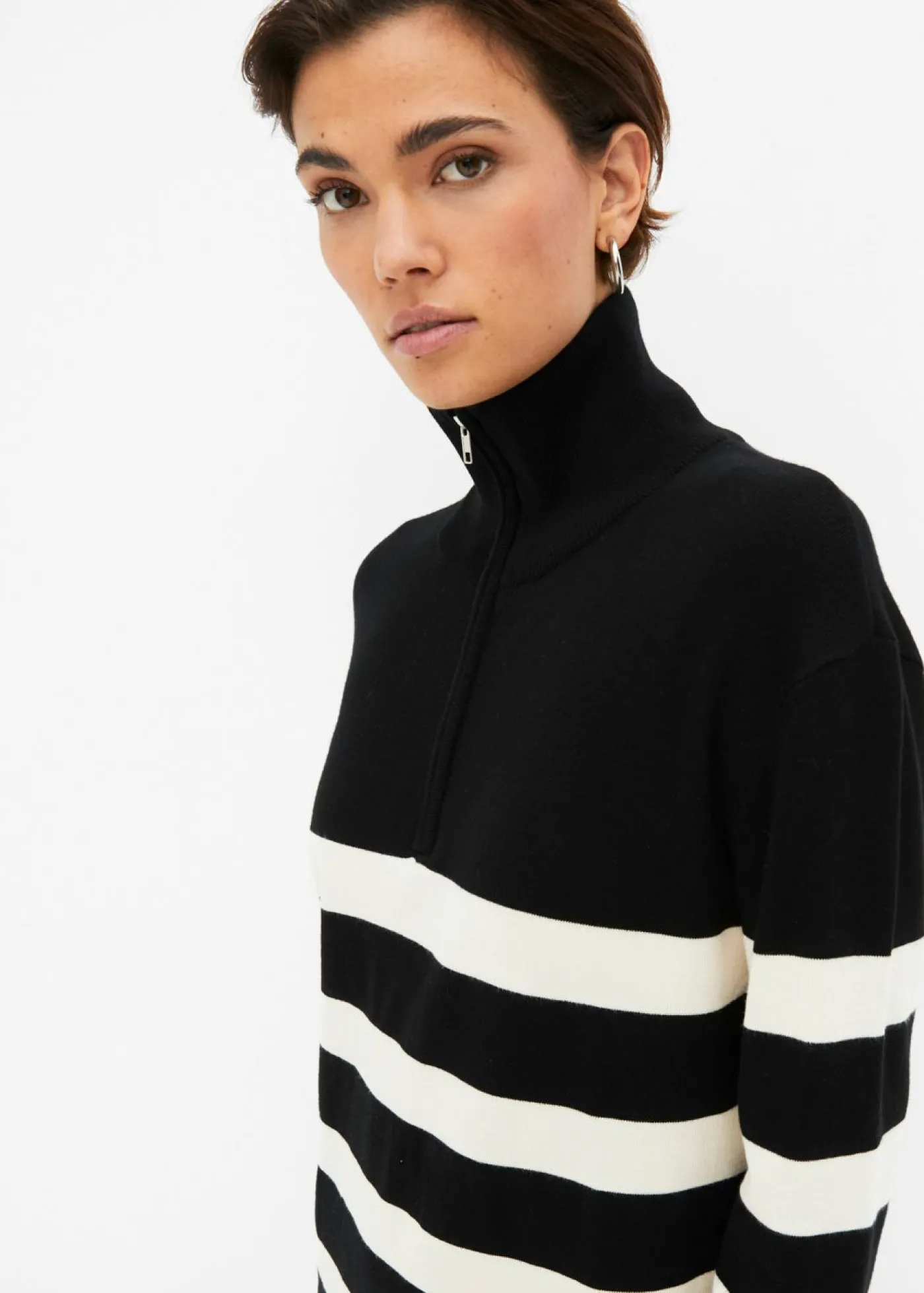 bonprix bonprix Vestido de punto negro-marfil con rayas Clearance