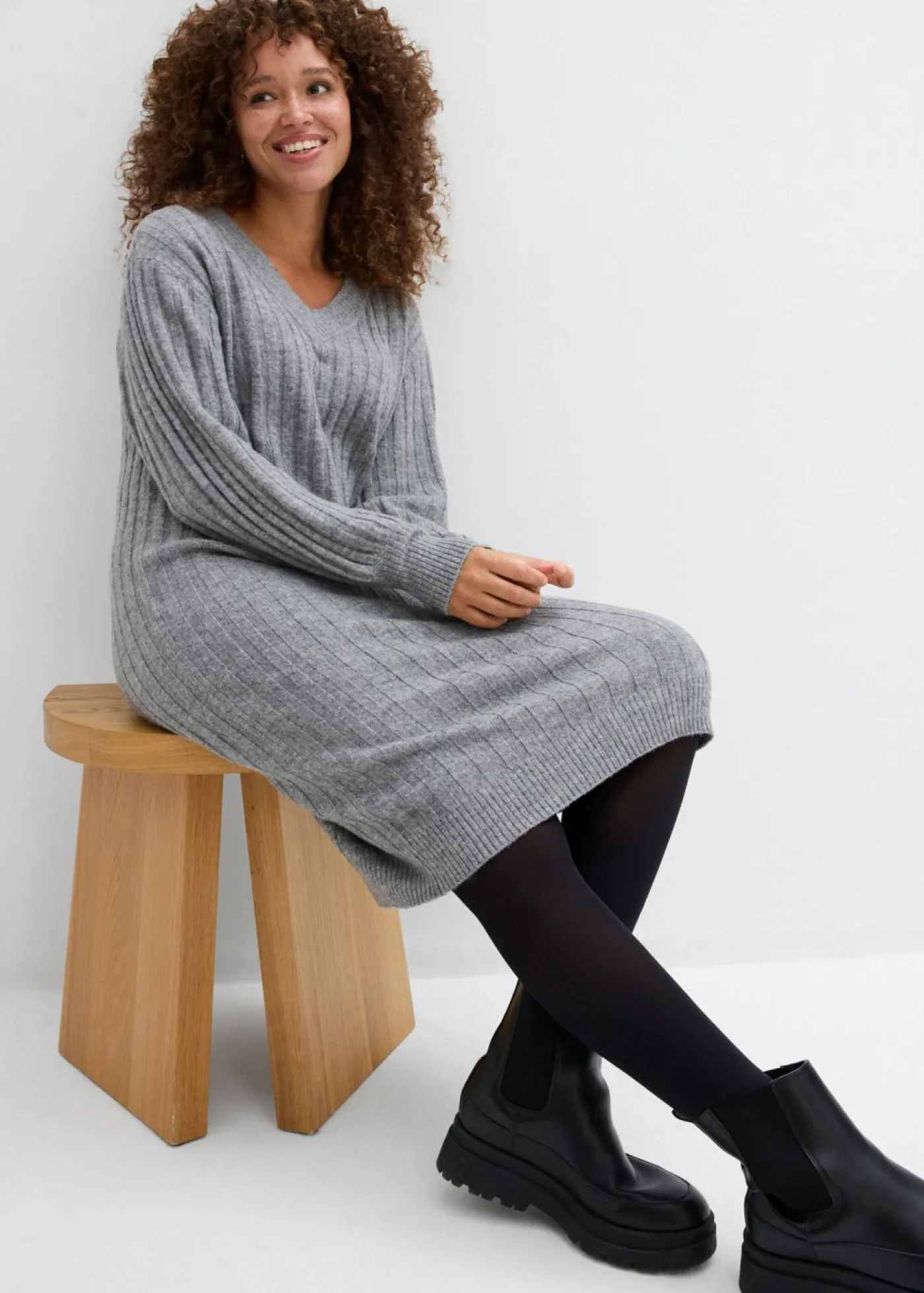 bonprix bonprix Vestido de punto Gris jaspeado Hot