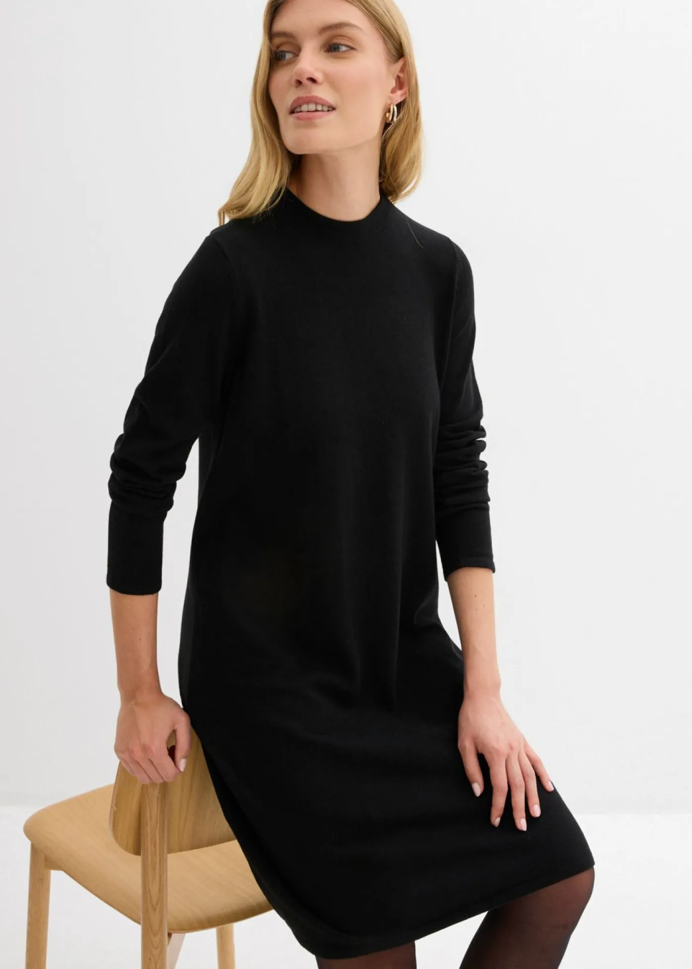 bonprix bonprix Vestido de punto con corte en A Negro New