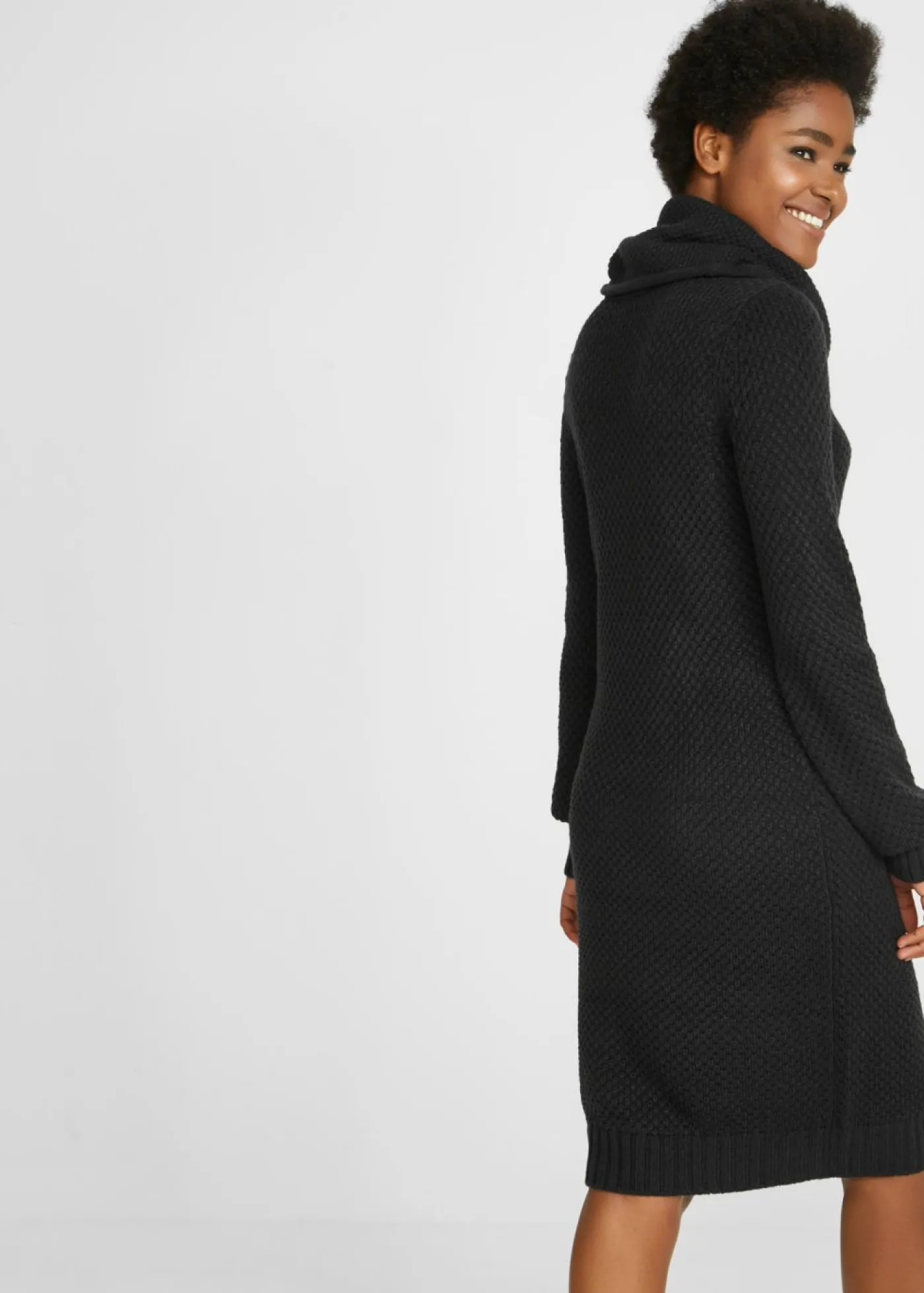 bonprix bonprix Vestido de punto con cuello tipo chal Negro Hot