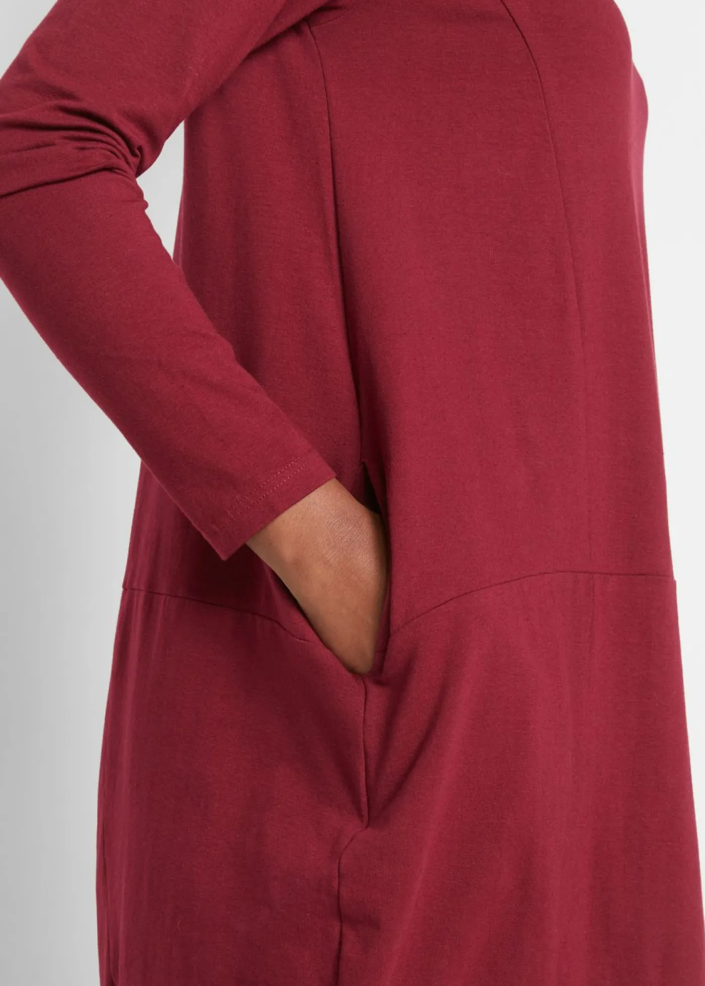 bonprix bonprix Vestido de punto con forma en O Burdeos Hot