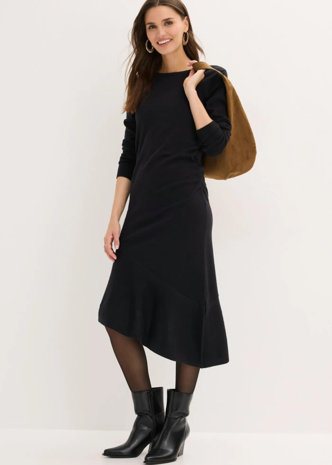 bonprix bonprix Vestido de punto de algodón y cachemir con dobladillo asimétrico Negro Sale