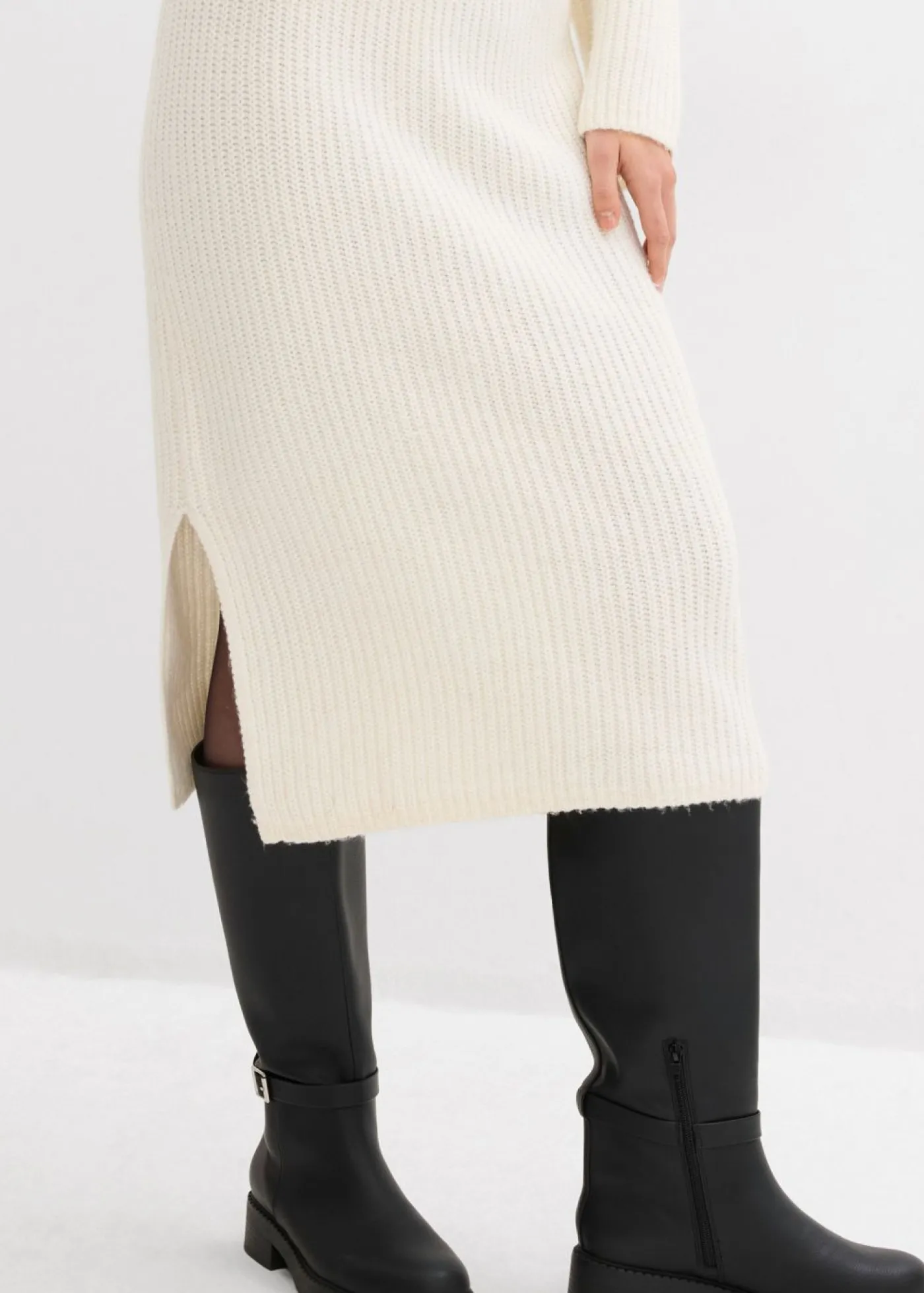 bonprix bonprix Vestido de punto de canalé blanco perla Online