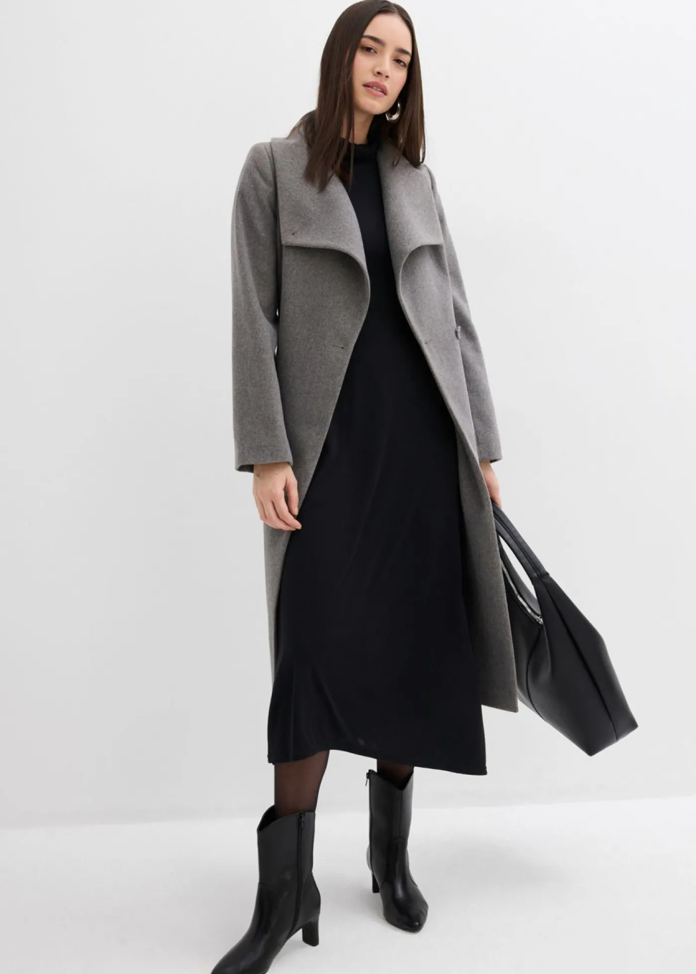 bonprix bonprix Vestido de punto de mezcla de modal suave Negro