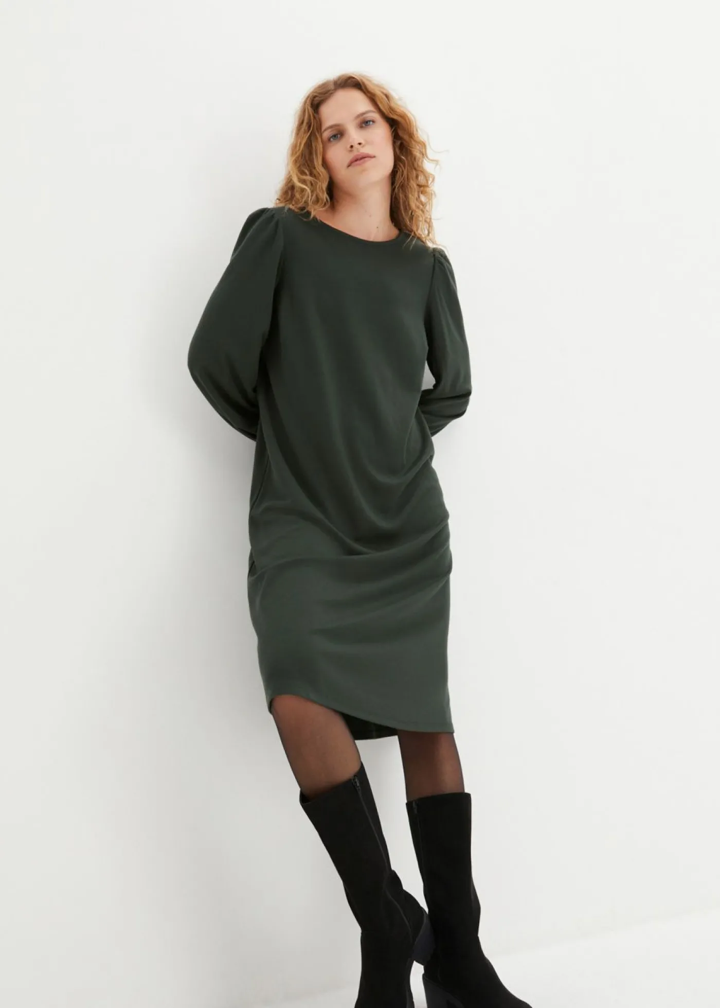 bonprix bonprix Vestido de punto de Punto di Roma pino