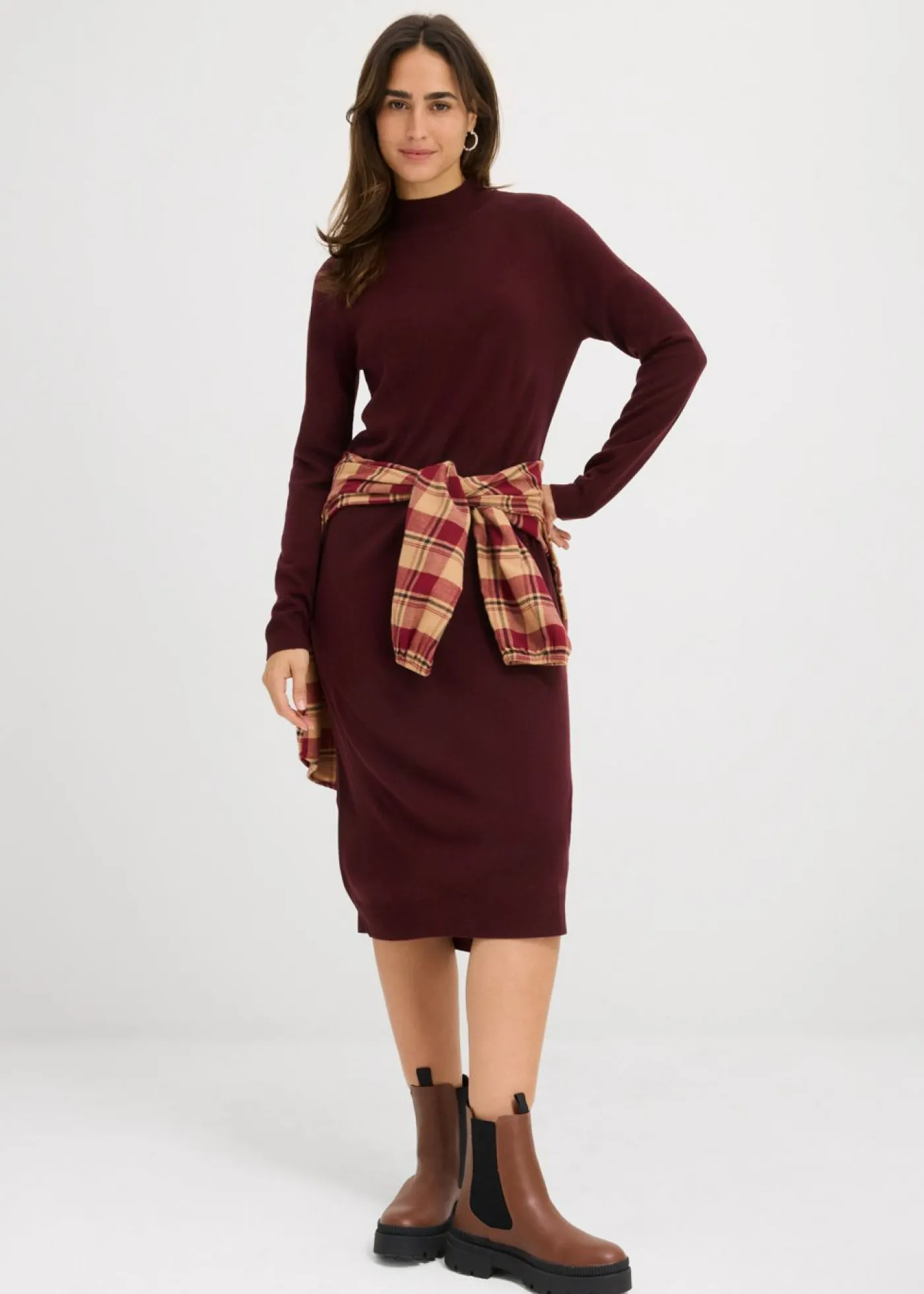 bonprix bonprix Vestido de punto fino con cuello alto Verde intenso Discount
