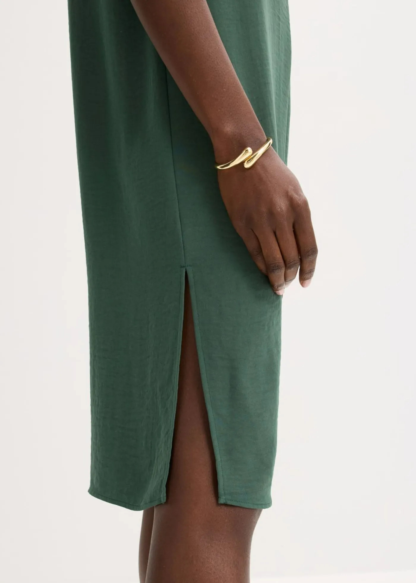 bonprix bonprix Vestido de tejido estructurado verde sombra Sale