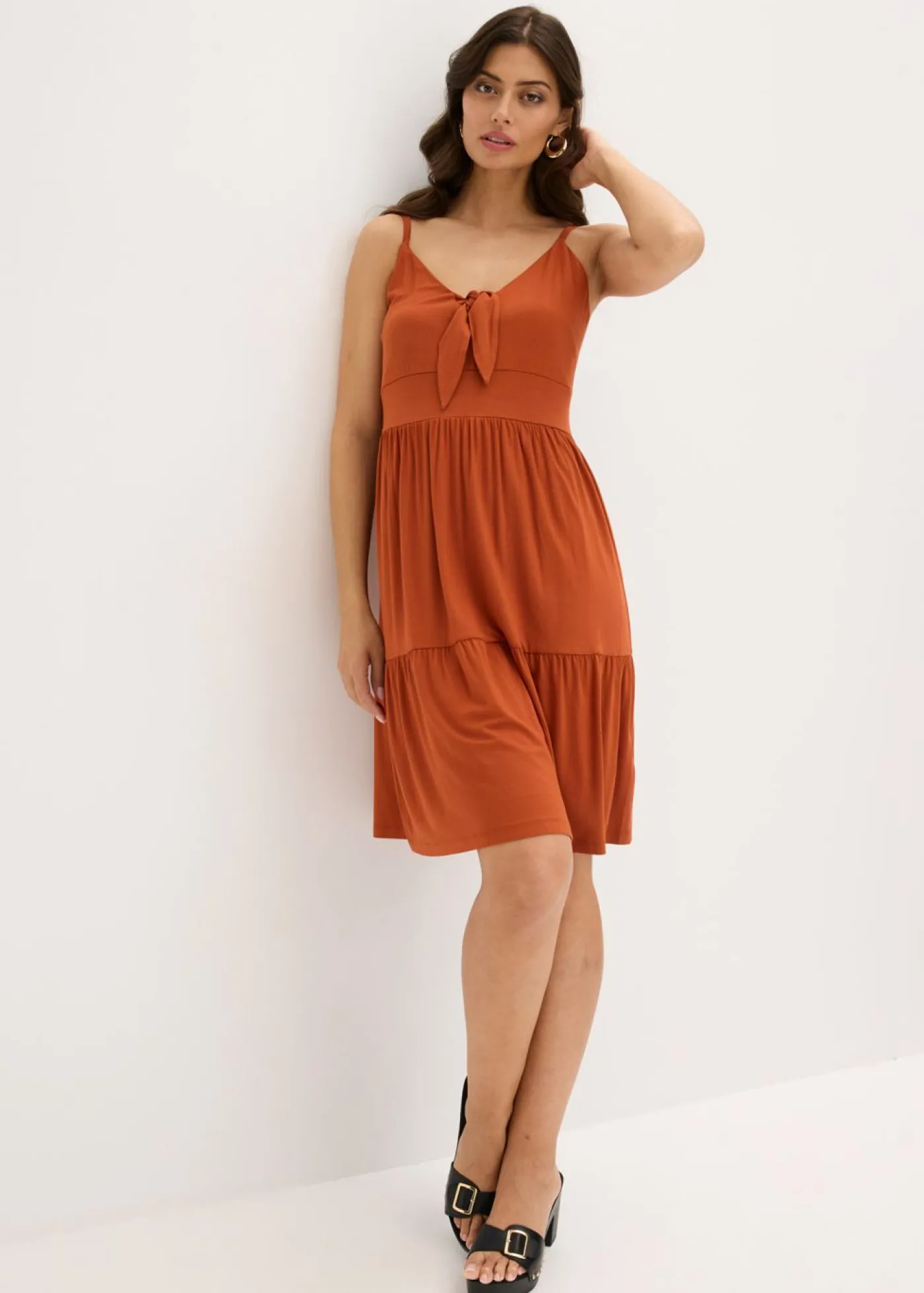 bonprix bonprix Vestido de tirantes con detalle de nudo óxido Hot