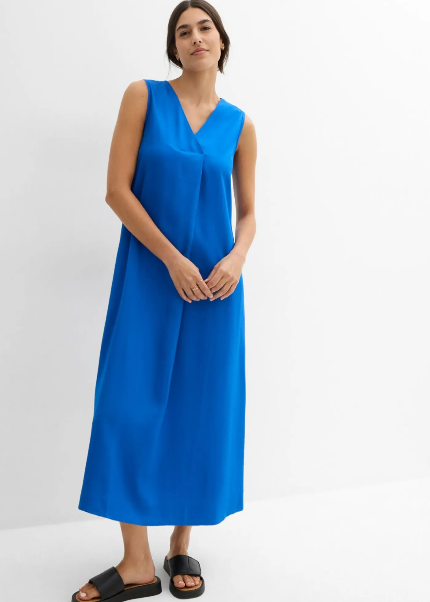 bonprix bonprix Vestido de tirantes de viscosa fluida Azur Online