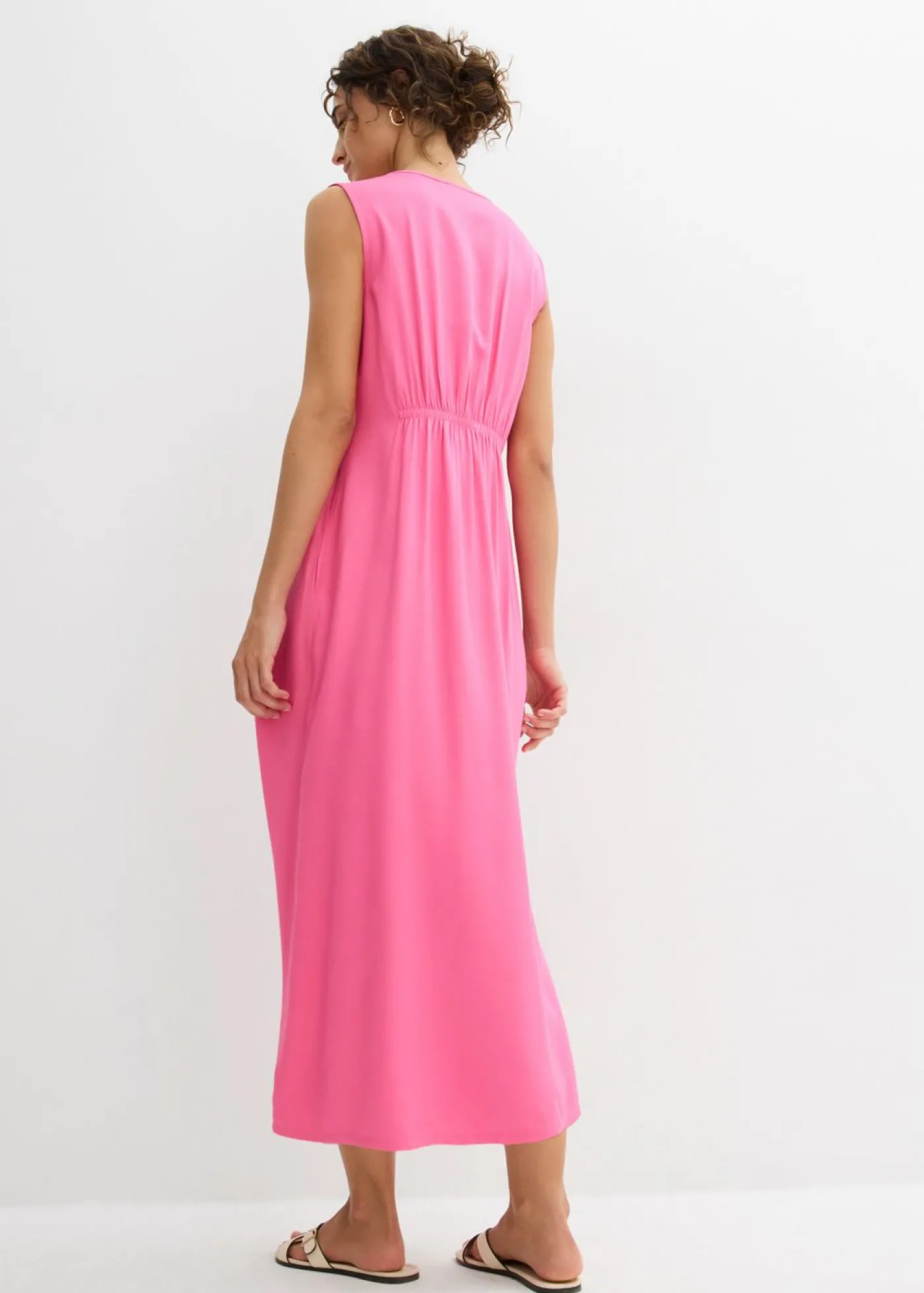 bonprix bonprix Vestido de tirantes de viscosa fluida Rosa Hot
