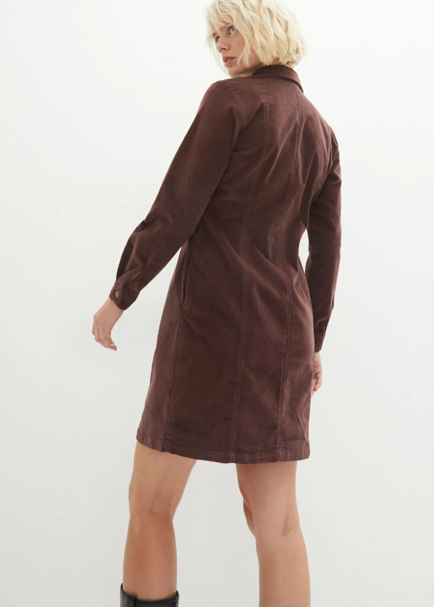 bonprix bonprix Vestido elástico de pana Marrón tierra Best
