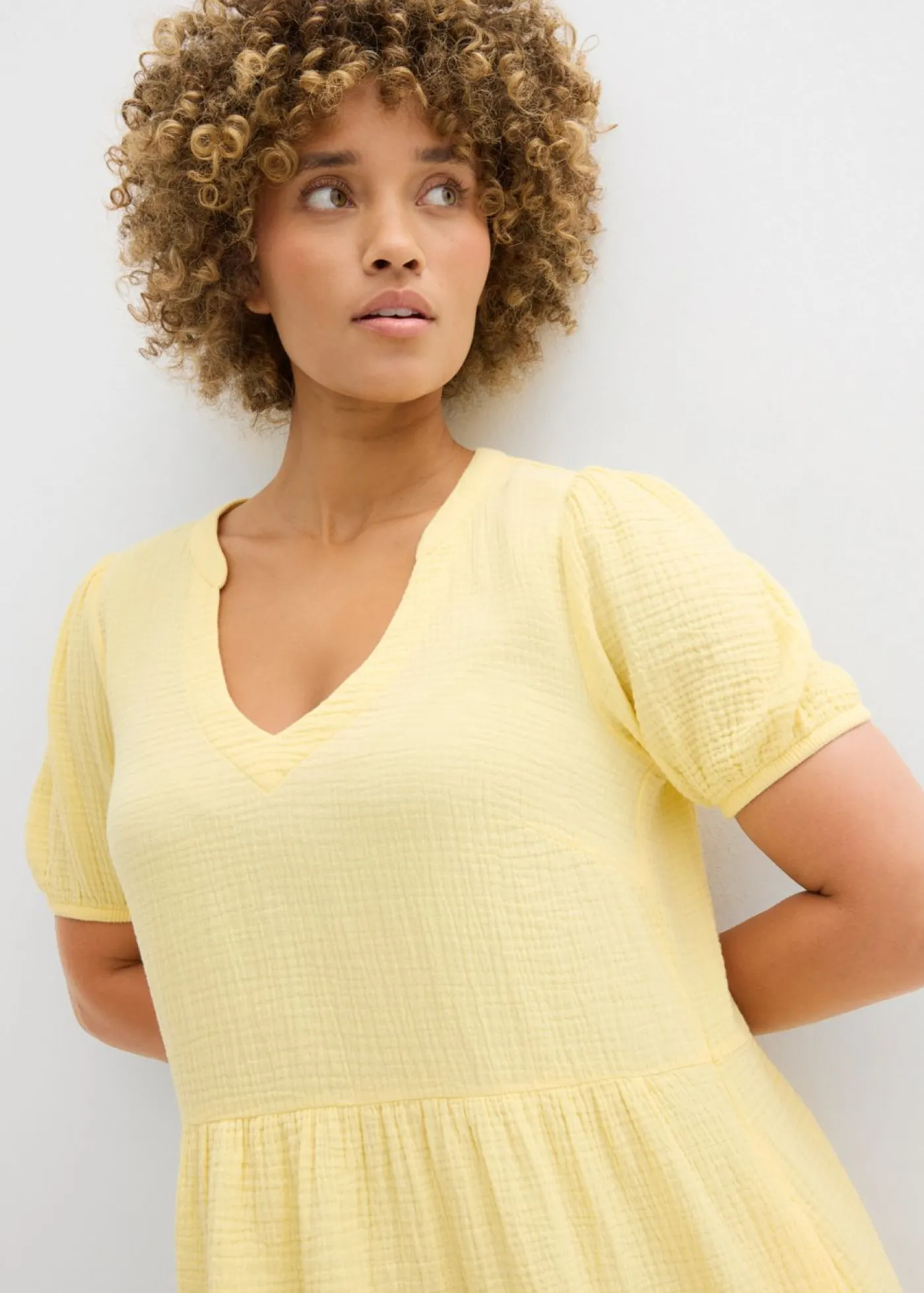 bonprix bonprix Vestido holgado de muselina de algodón Caqui claro Discount