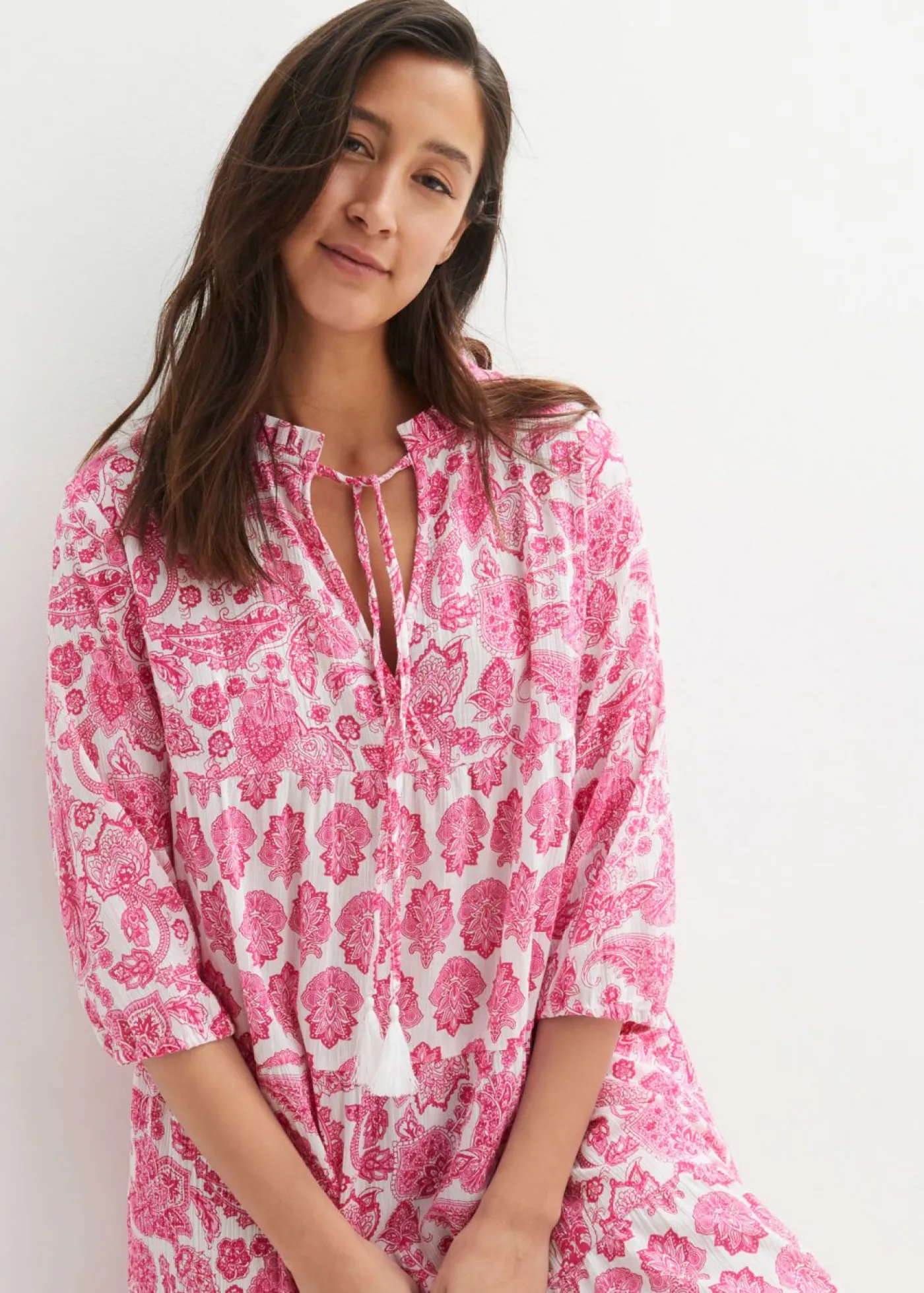 bonprix bonprix Vestido largo arrugado de algodón con bolsillos blanco./rosa pálido/pink lady Discount
