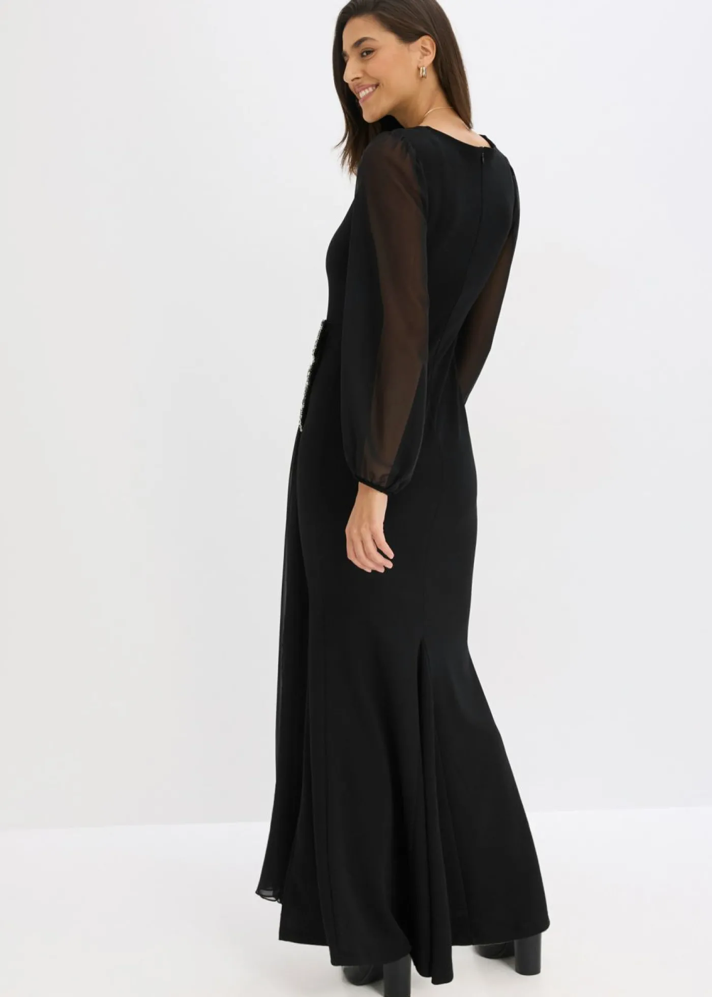 bonprix bonprix Vestido largo con aplicación de piedras brillantes Negro Outlet
