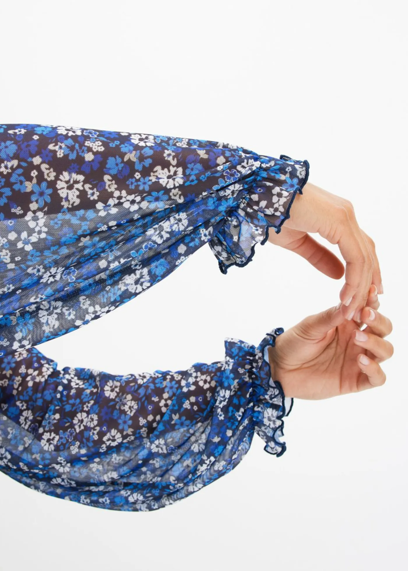 bonprix bonprix Vestido largo de malla negro-crema-azul con flores Online