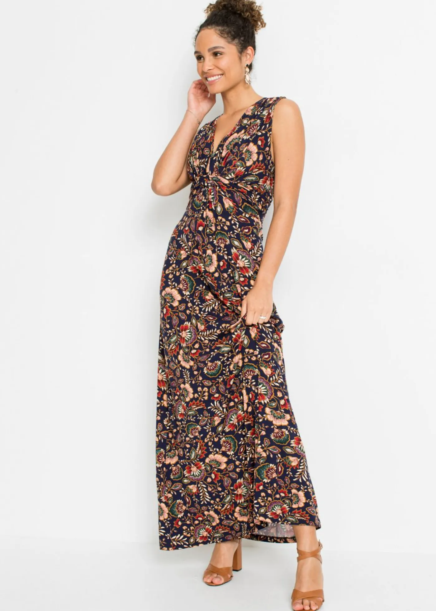 bonprix bonprix Vestido largo de mezcla de viscosa Azul marino Best