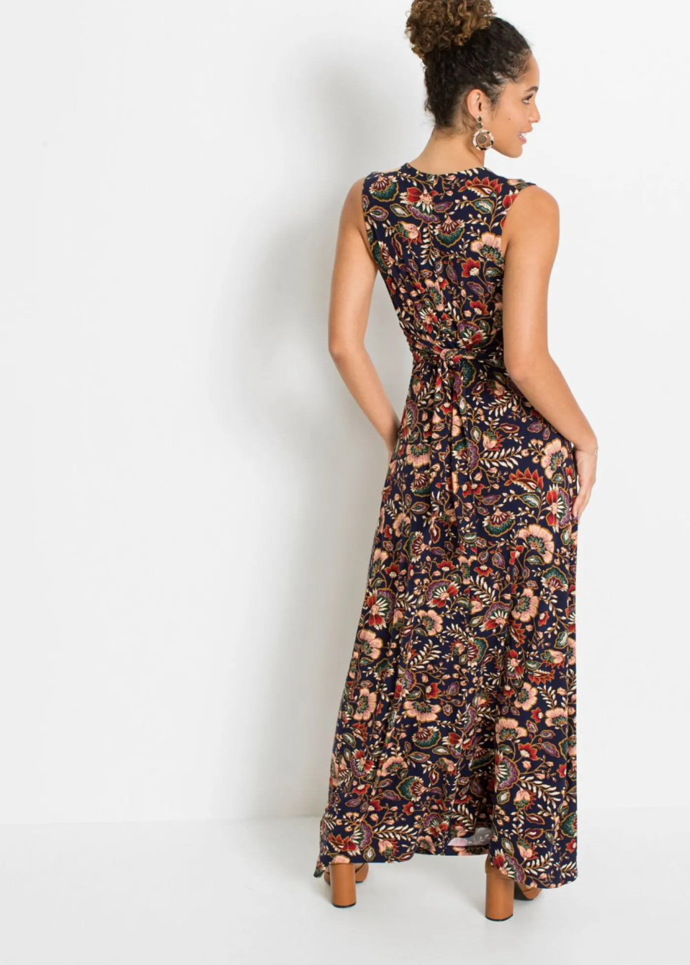 bonprix bonprix Vestido largo de mezcla de viscosa Azul marino Best