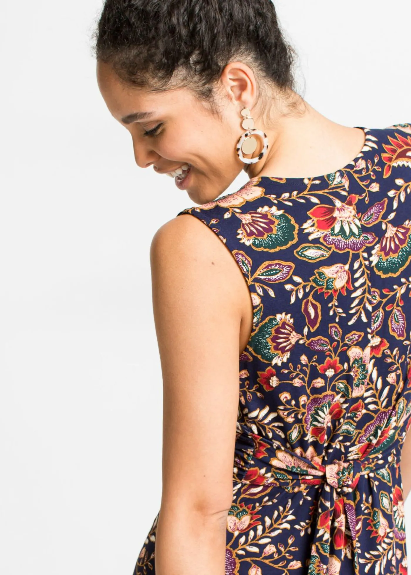 bonprix bonprix Vestido largo de mezcla de viscosa Azul marino Best