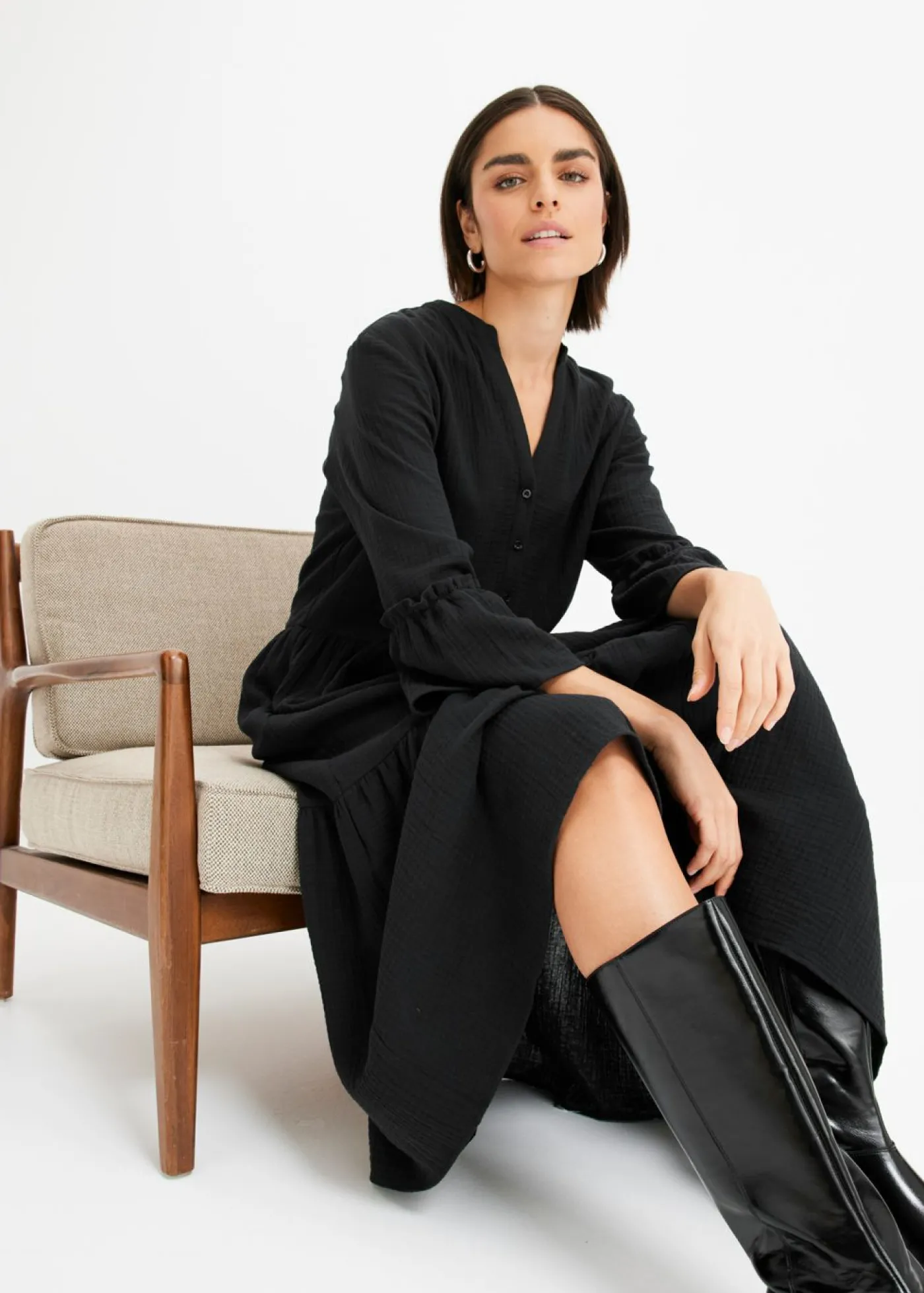 bonprix bonprix Vestido largo de muselina suave Negro Clearance