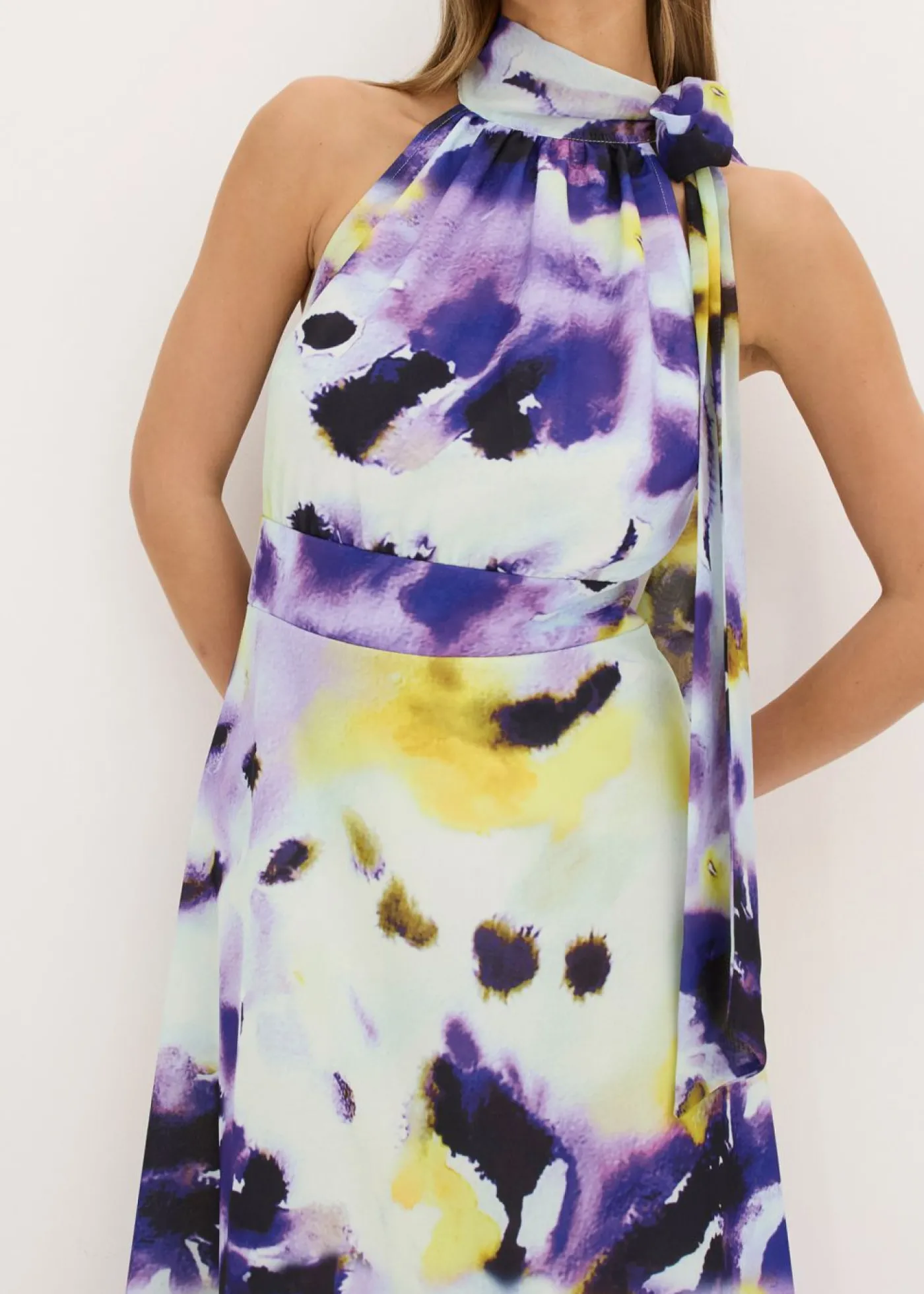 bonprix bonprix Vestido largo de tejido de neopreno firme azul pálido/púrpura New