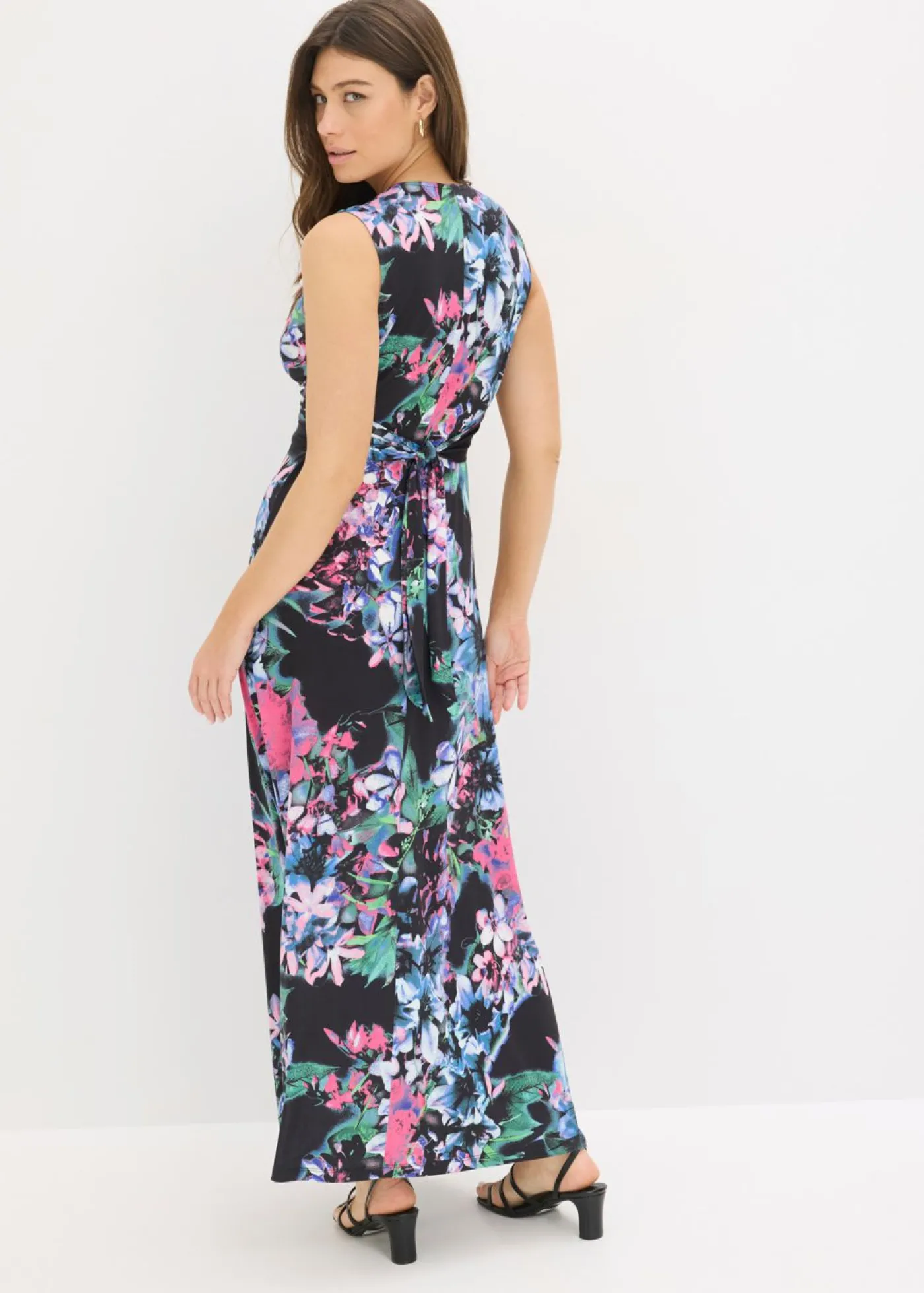 bonprix bonprix Vestido largo de verano Negro de flores Discount