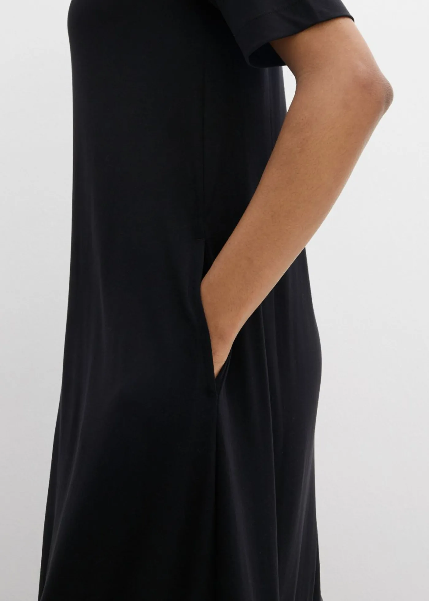 bonprix bonprix Vestido largo en mezcla de modal Negro Outlet