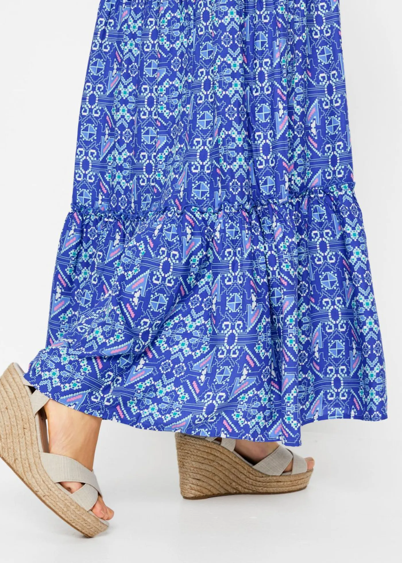 bonprix bonprix Vestido largo estampado de viscosa sostenible Azul zafiro Hot