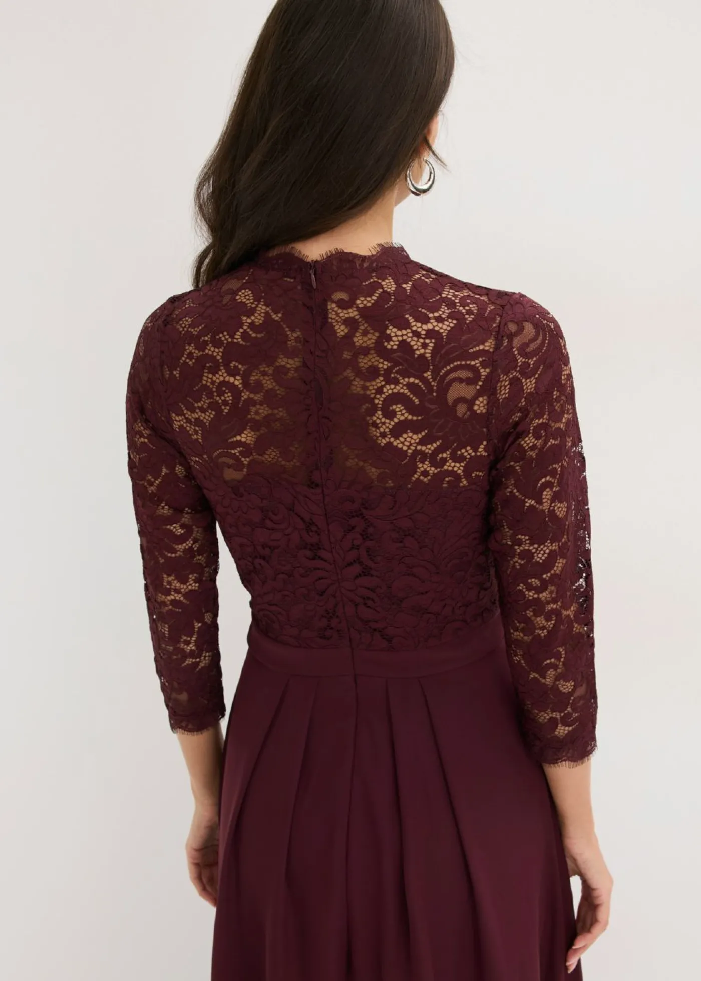 bonprix bonprix Vestido maxi con encaje rojo burdeos