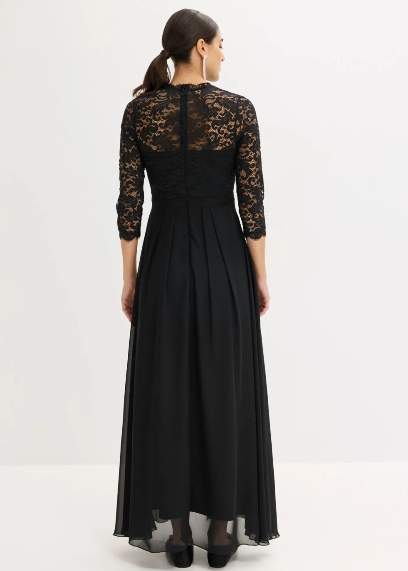 bonprix bonprix Vestido maxi con encaje Negro Outlet
