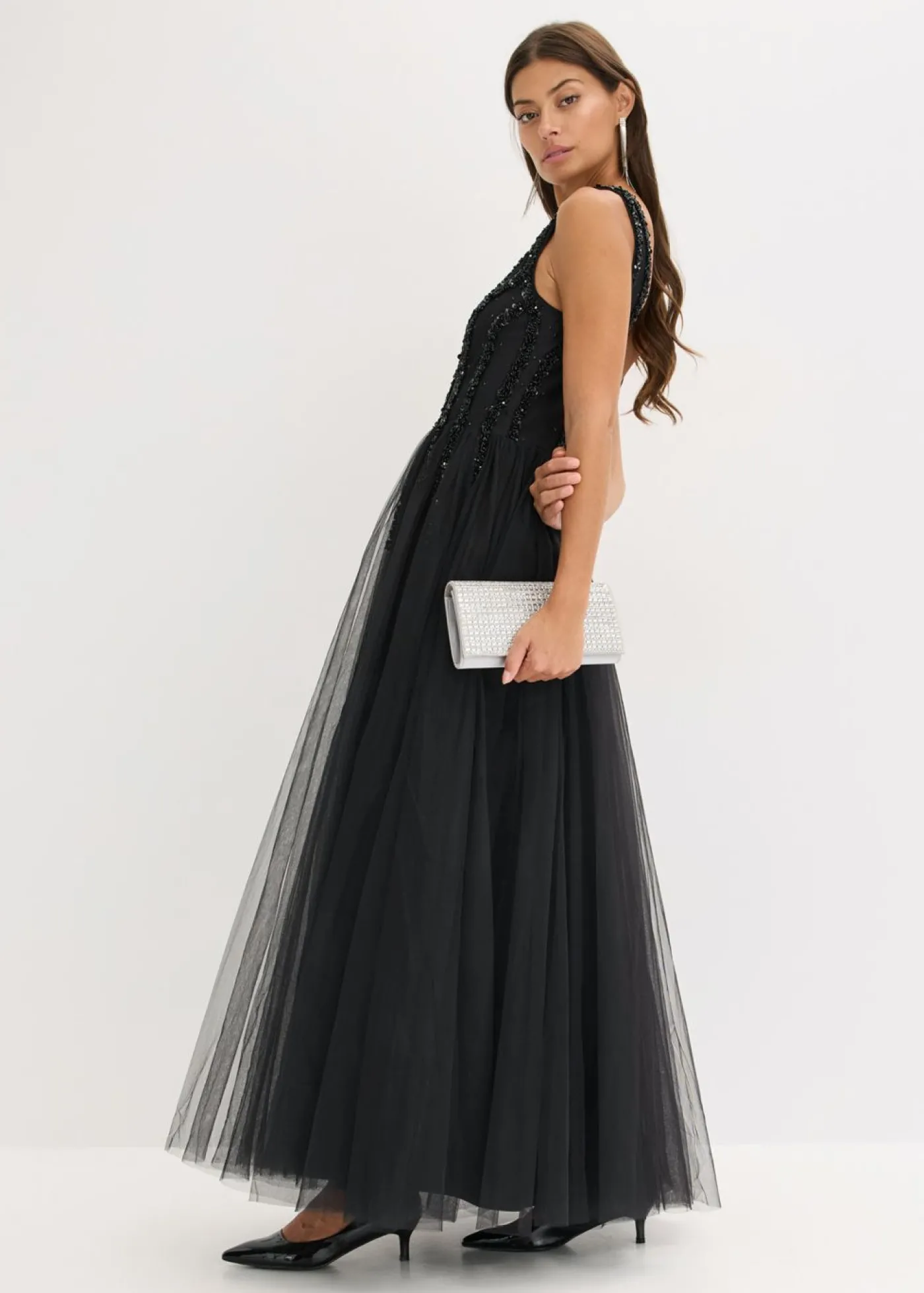 bonprix bonprix Vestido maxi de tul fino con bordado de lentejuelas Negro Hot