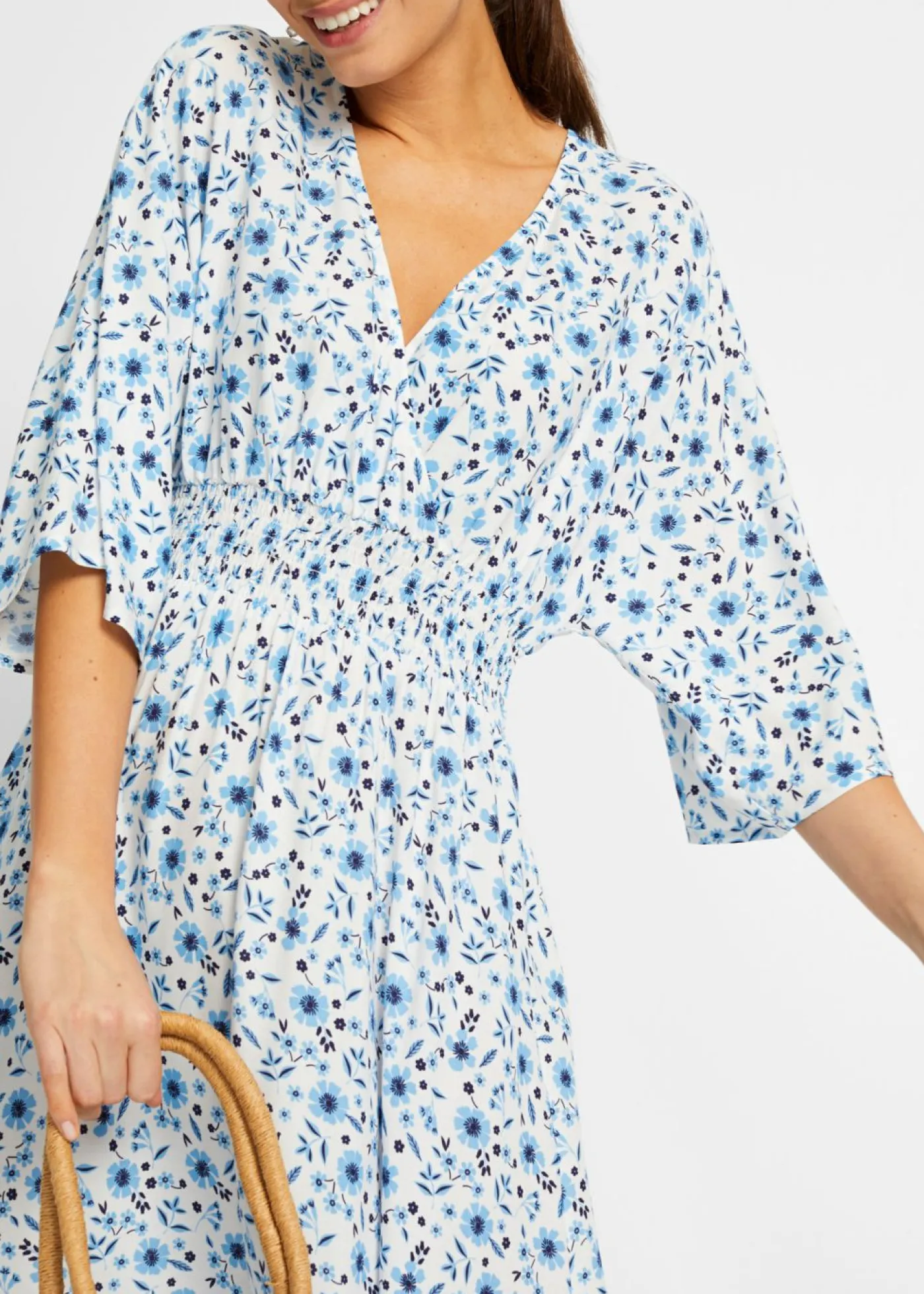 bonprix bonprix Vestido maxi de viscosa pura Azul con flores Hot