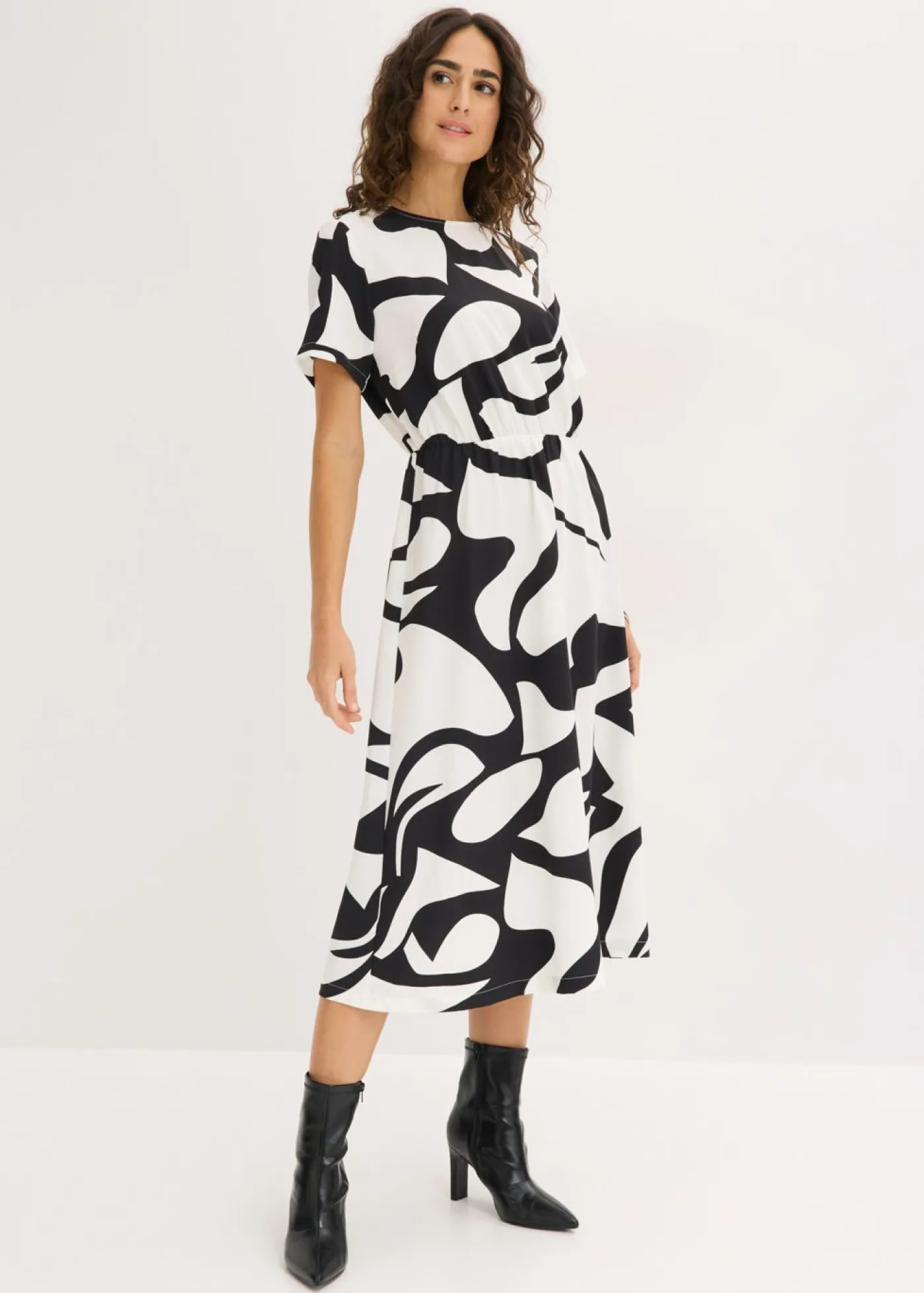 bonprix bonprix Vestido midi Negro-blanco Hot